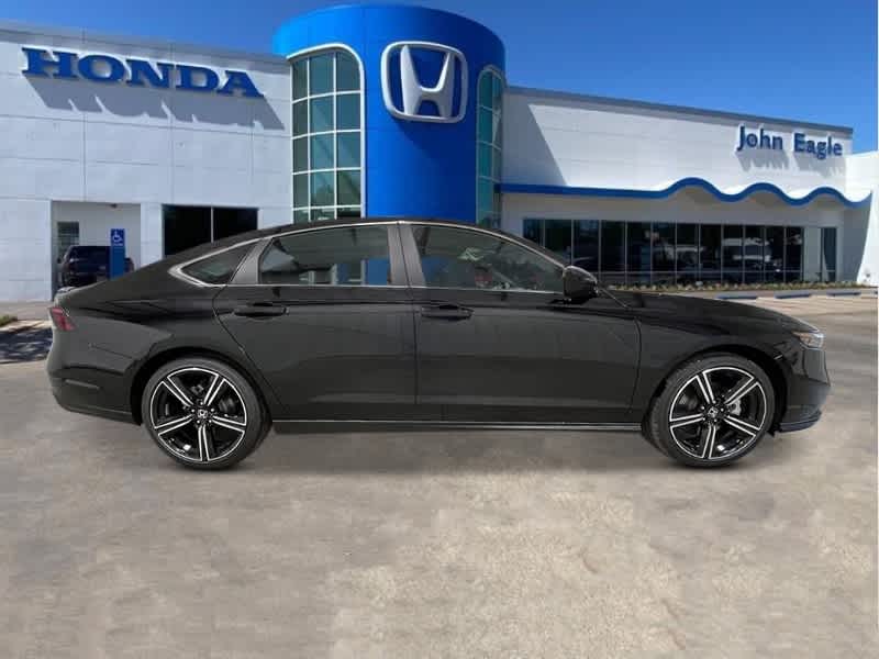 Thumbnail: 2025 Honda Accord - 8