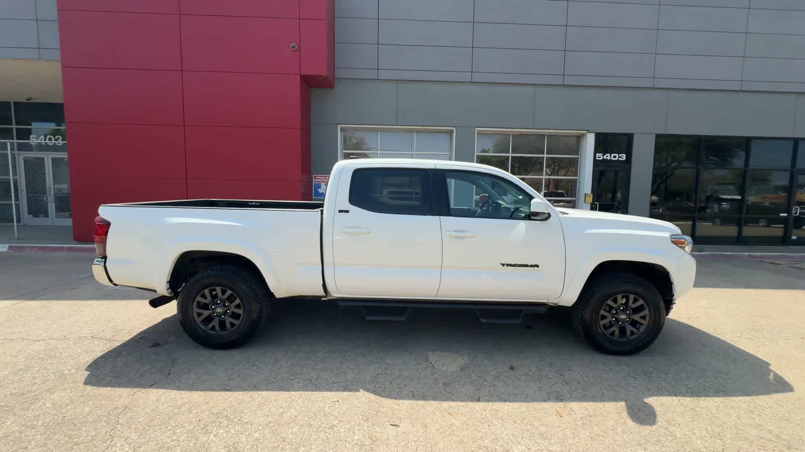 Thumbnail: 2023 Toyota Tacoma - 9