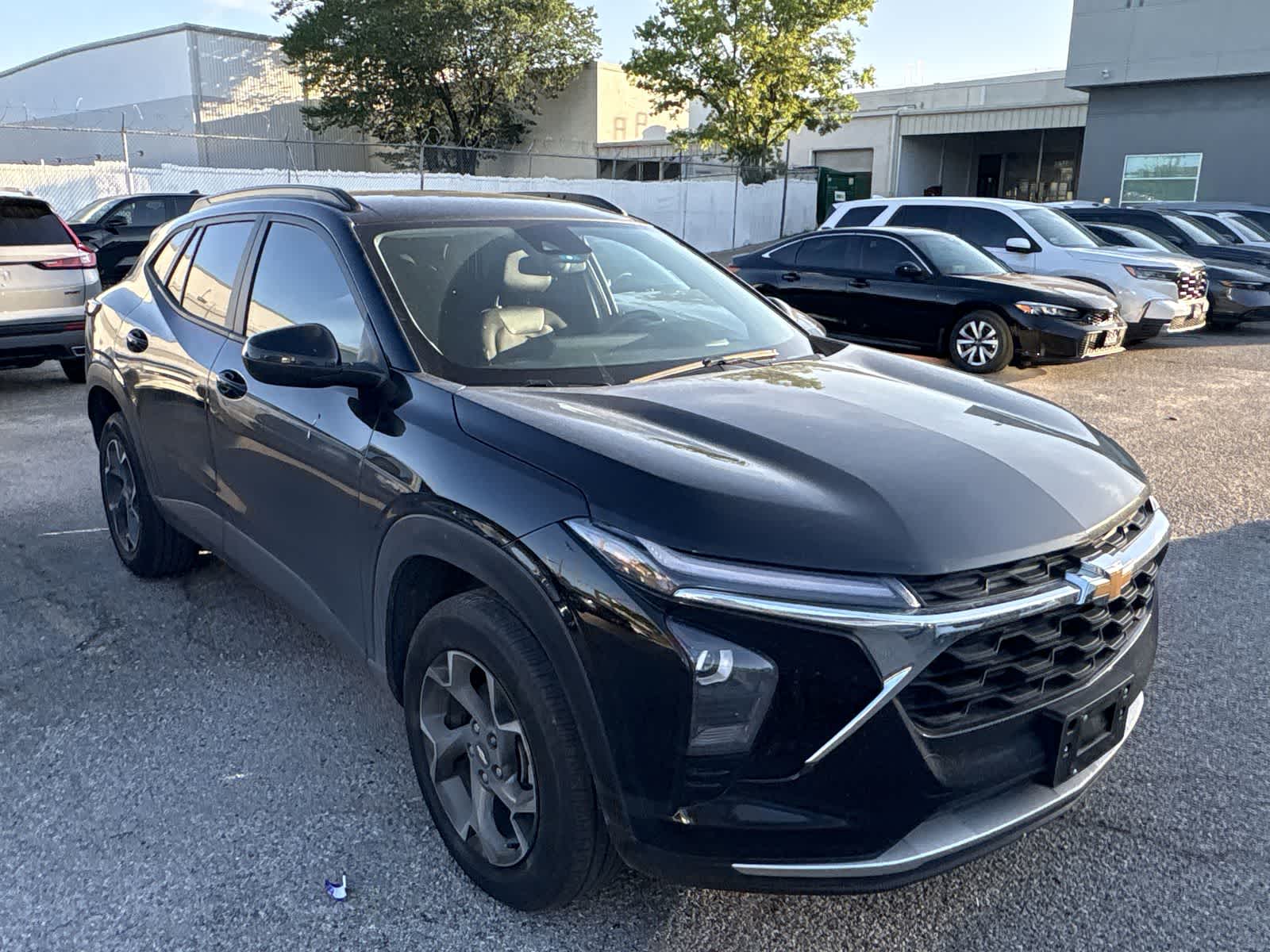 Thumbnail: 2025 Chevrolet Trax - 7