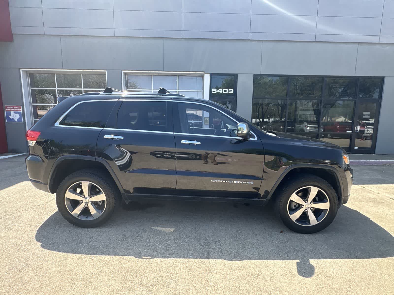 Thumbnail: 2015 Jeep Grand Cherokee - 15