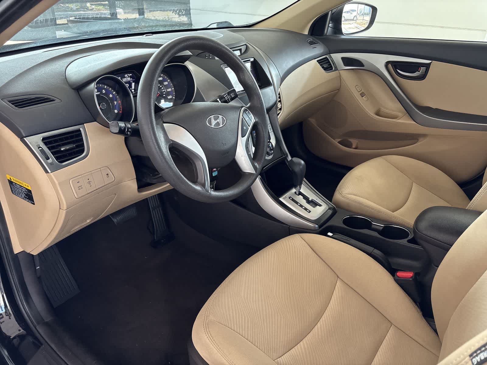Thumbnail: 2012 Hyundai Elantra - 2