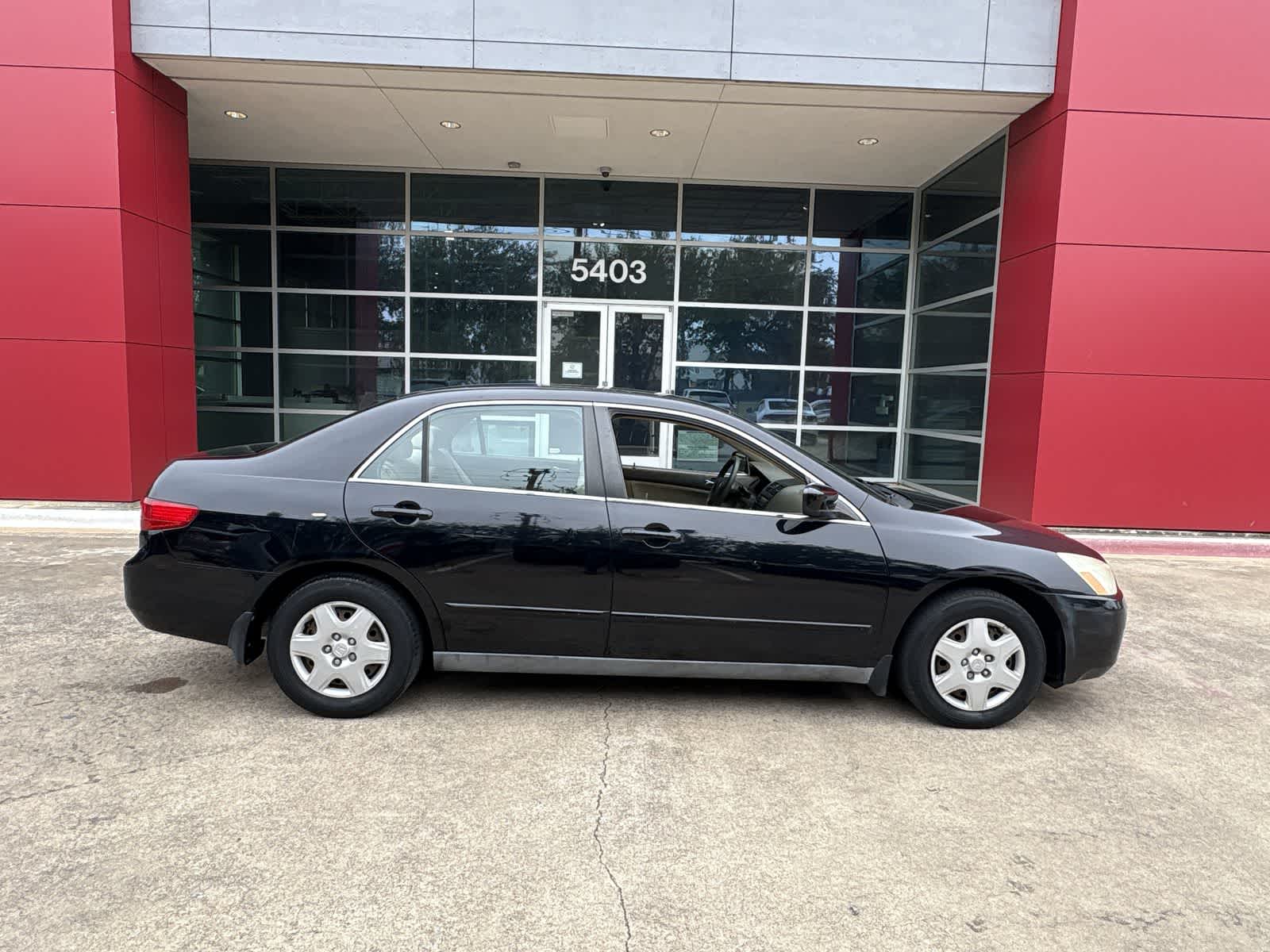 Thumbnail: 2005 Honda Accord - 24