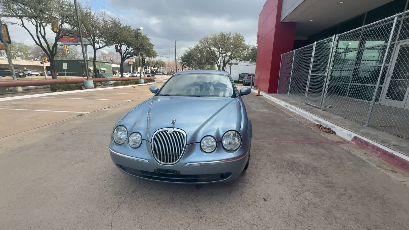 Thumbnail: 2005 Jaguar S-Type - 3