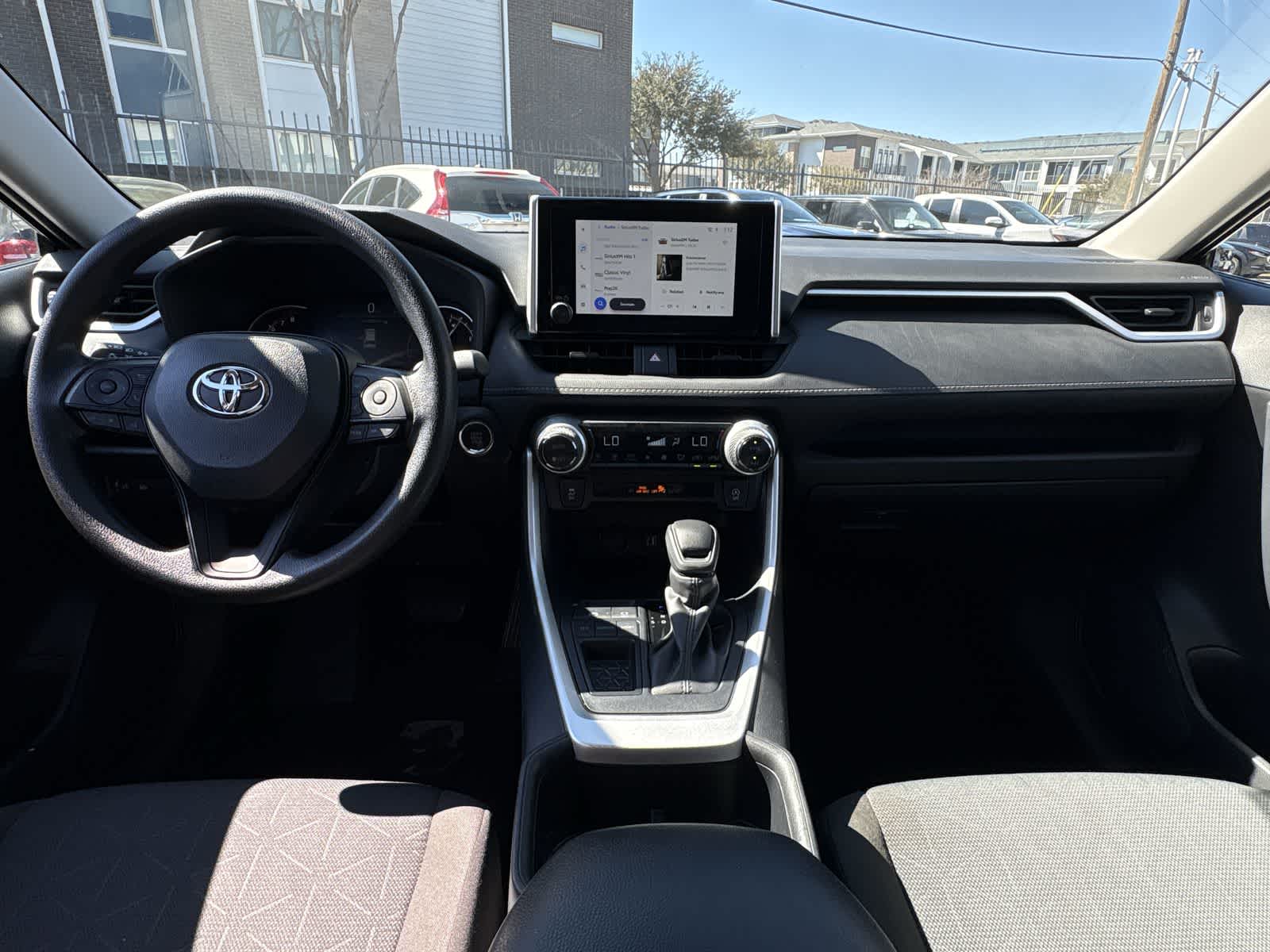 Thumbnail: 2025 Toyota RAV4 - 21