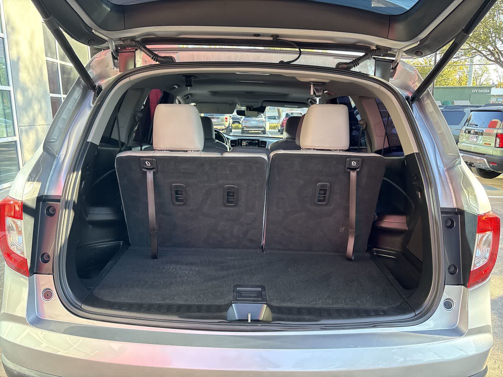 Thumbnail: 2019 Honda Pilot - 18