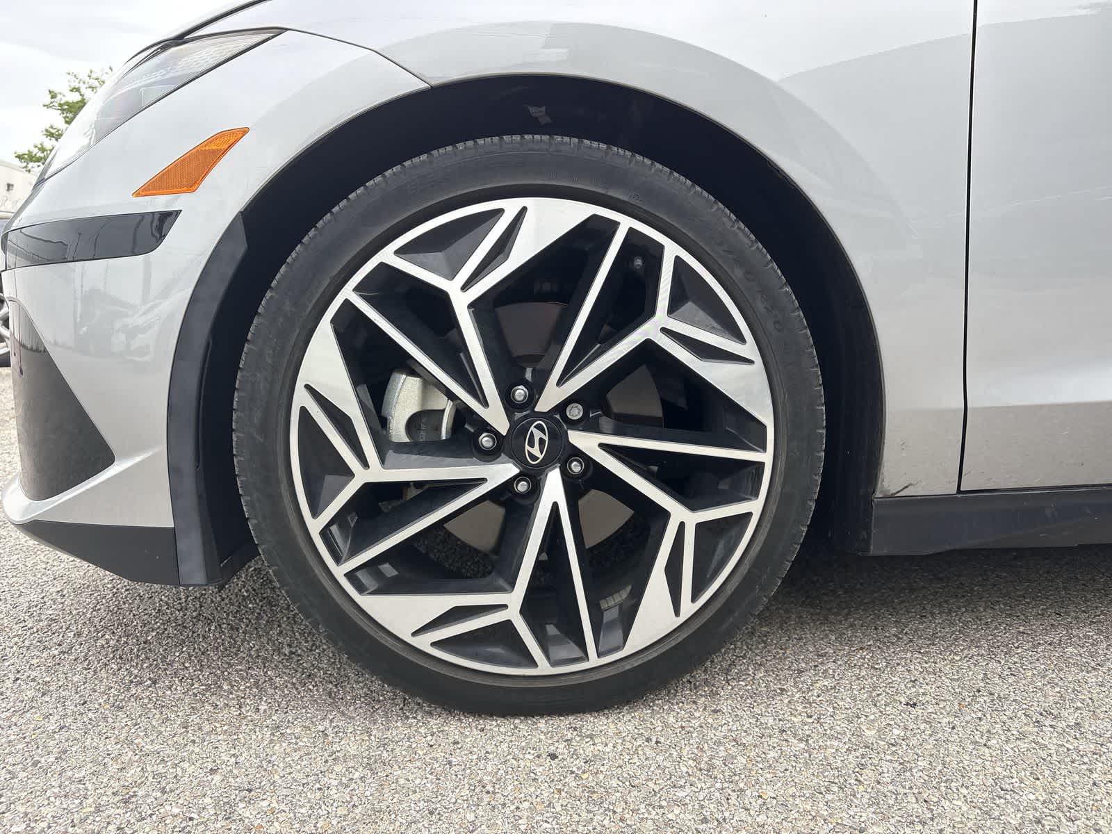 Thumbnail: 2024 Hyundai Ioniq 6 - 12