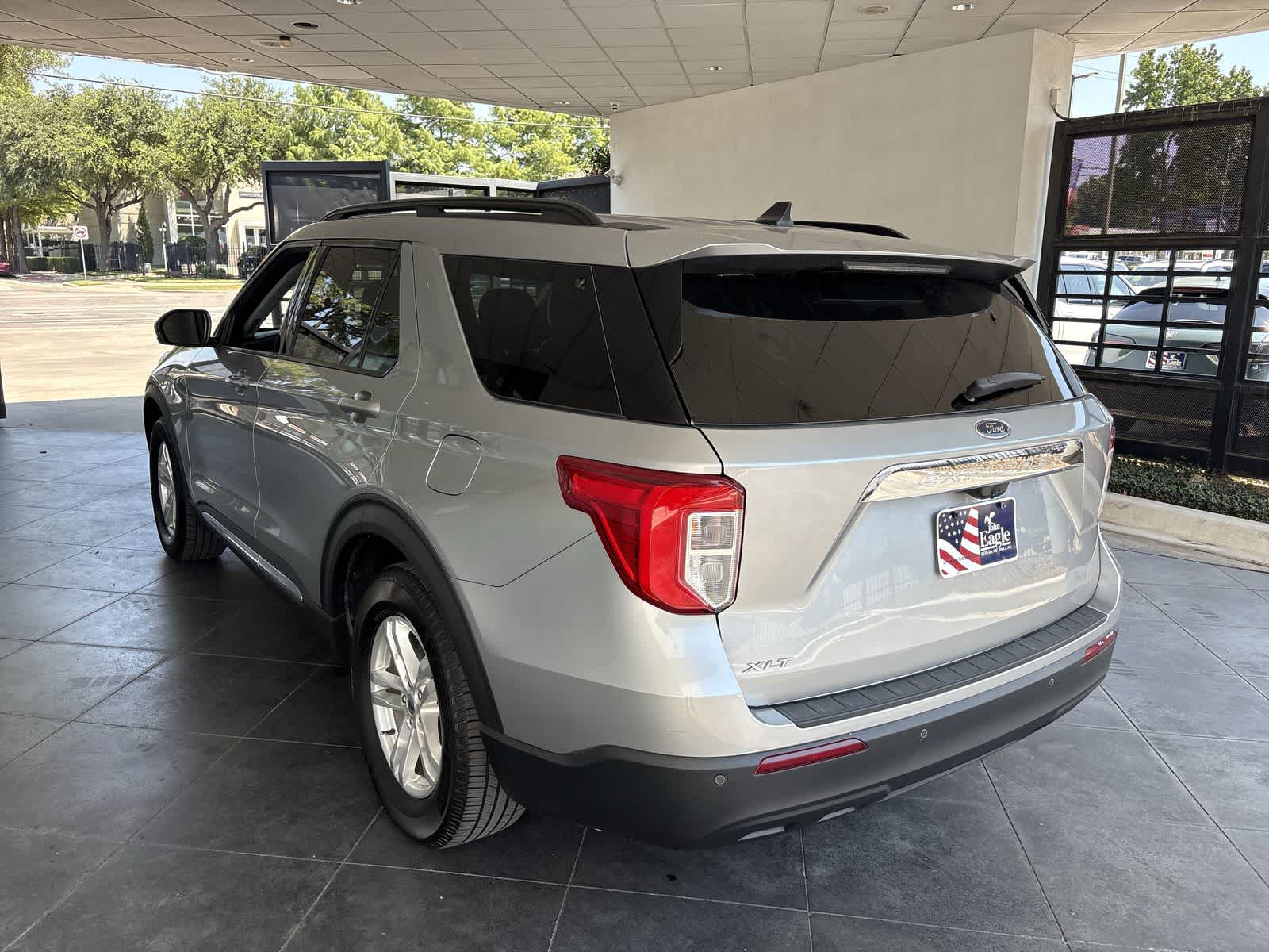 Thumbnail: 2022 Ford Explorer - 4