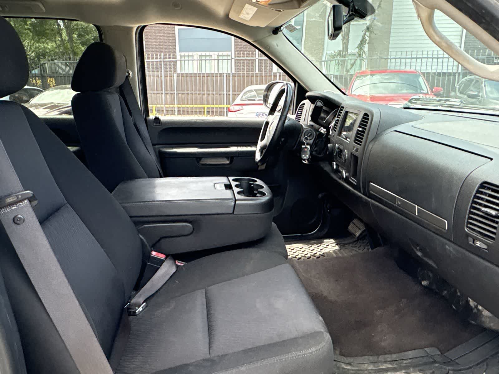 Thumbnail: 2012 Chevrolet Silverado 1500 - 16