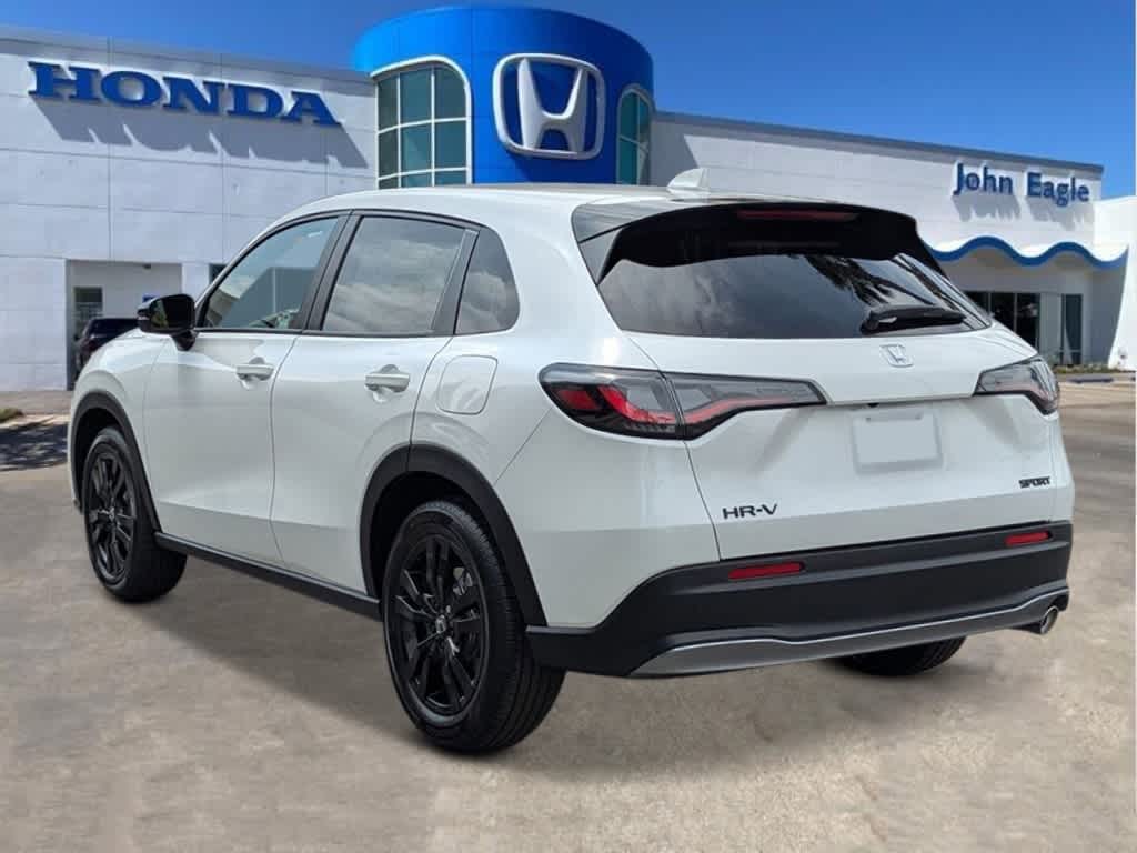 Thumbnail: 2026 Honda HR-V - 2