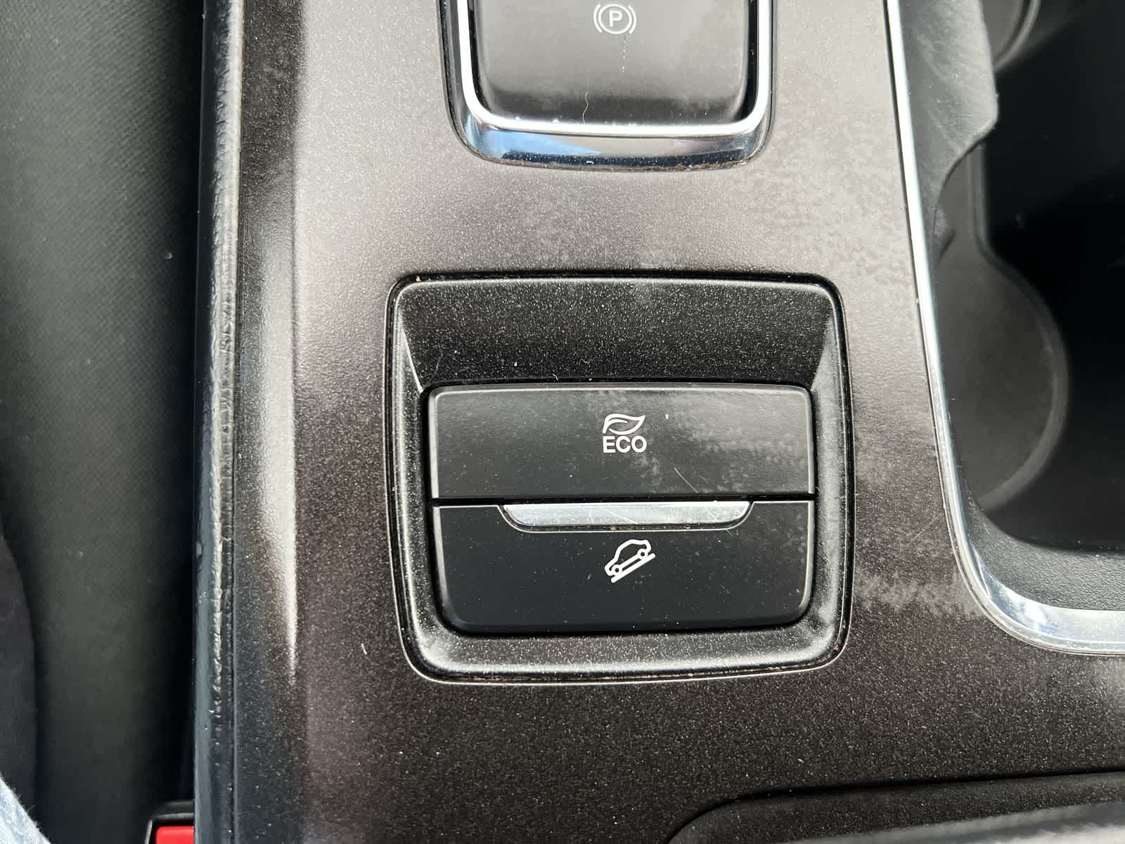 Thumbnail: 2018 Ford Fusion - 25