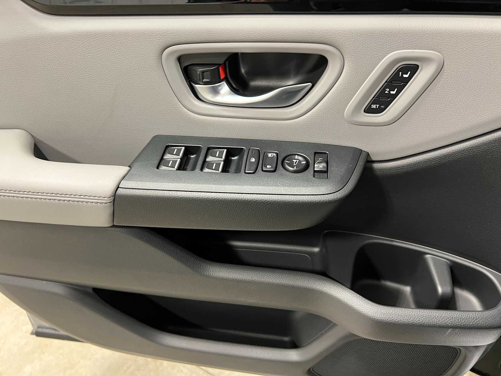 Thumbnail: 2025 Honda Pilot - 15