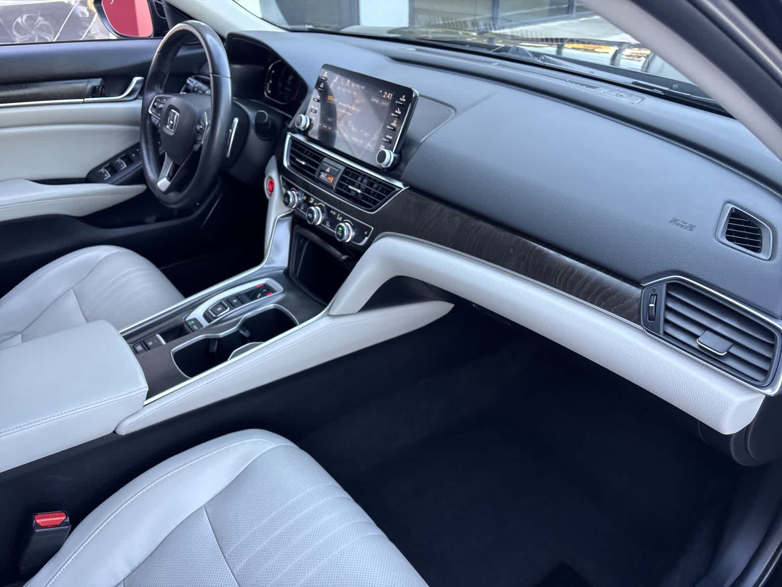 Thumbnail: 2018 Honda Accord - 22