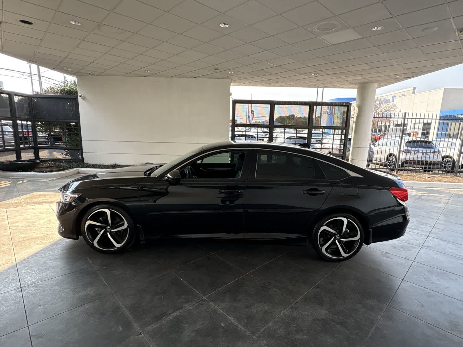 2021 Honda Accord Sport 1.5T photo 2