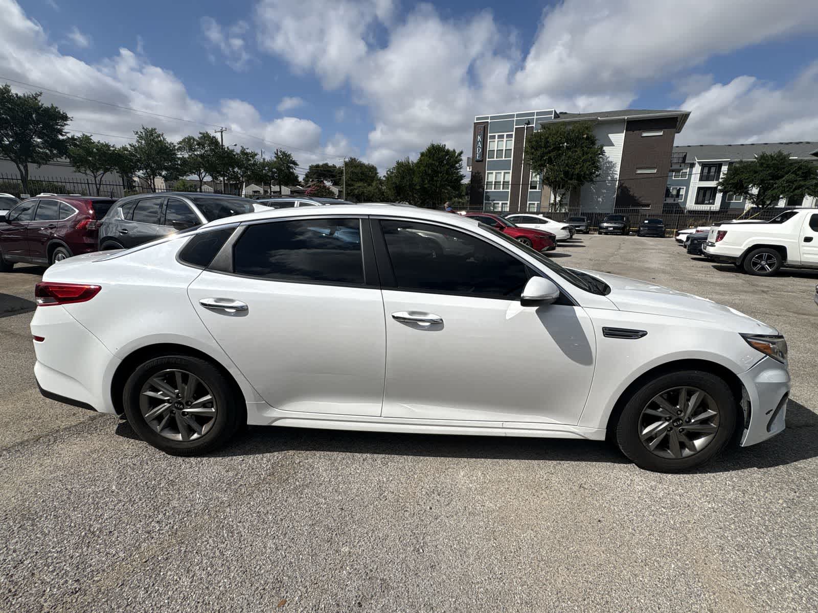 Thumbnail: 2019 Kia Optima - 6