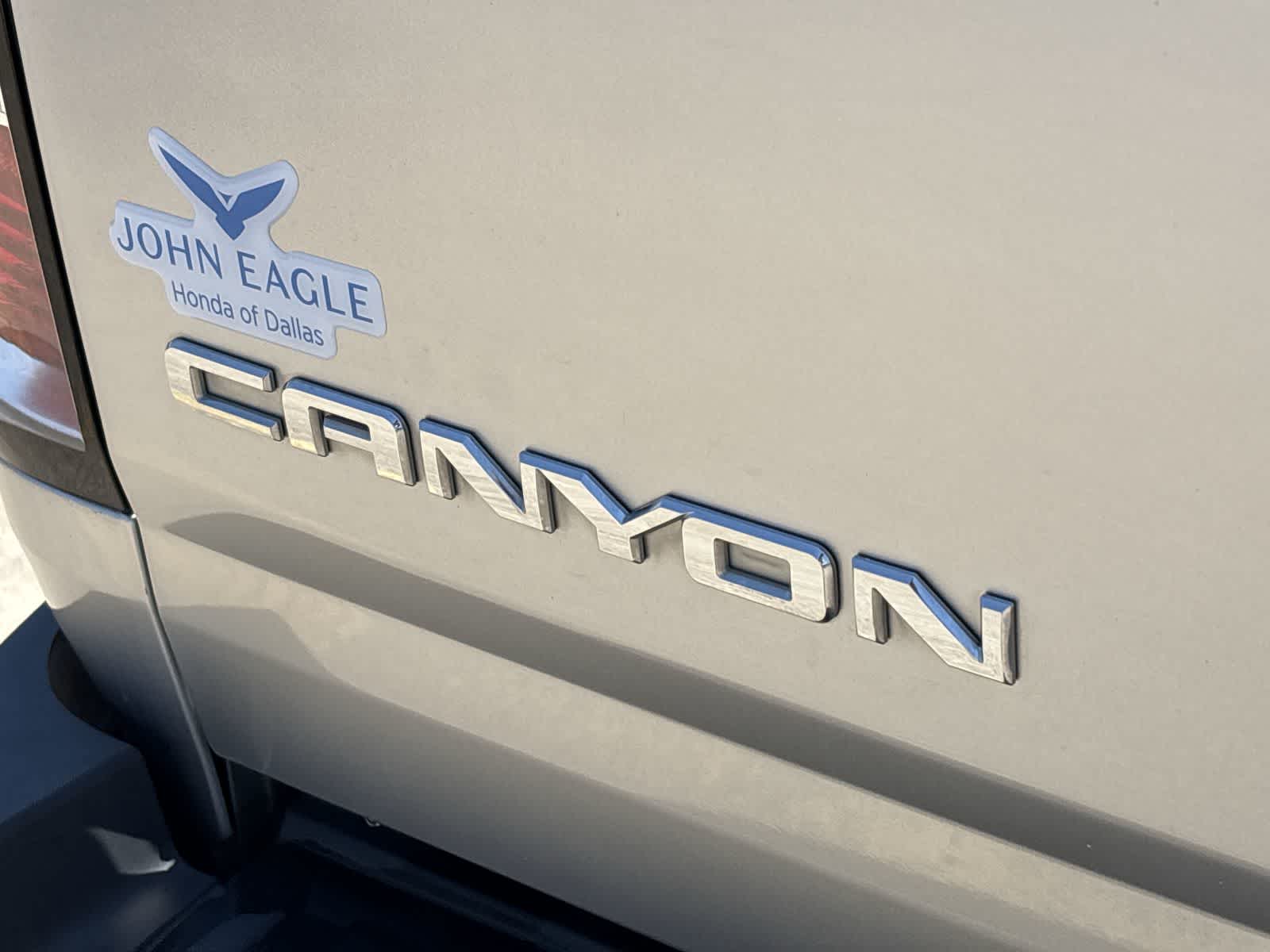 2015 GMC Canyon SLE 29