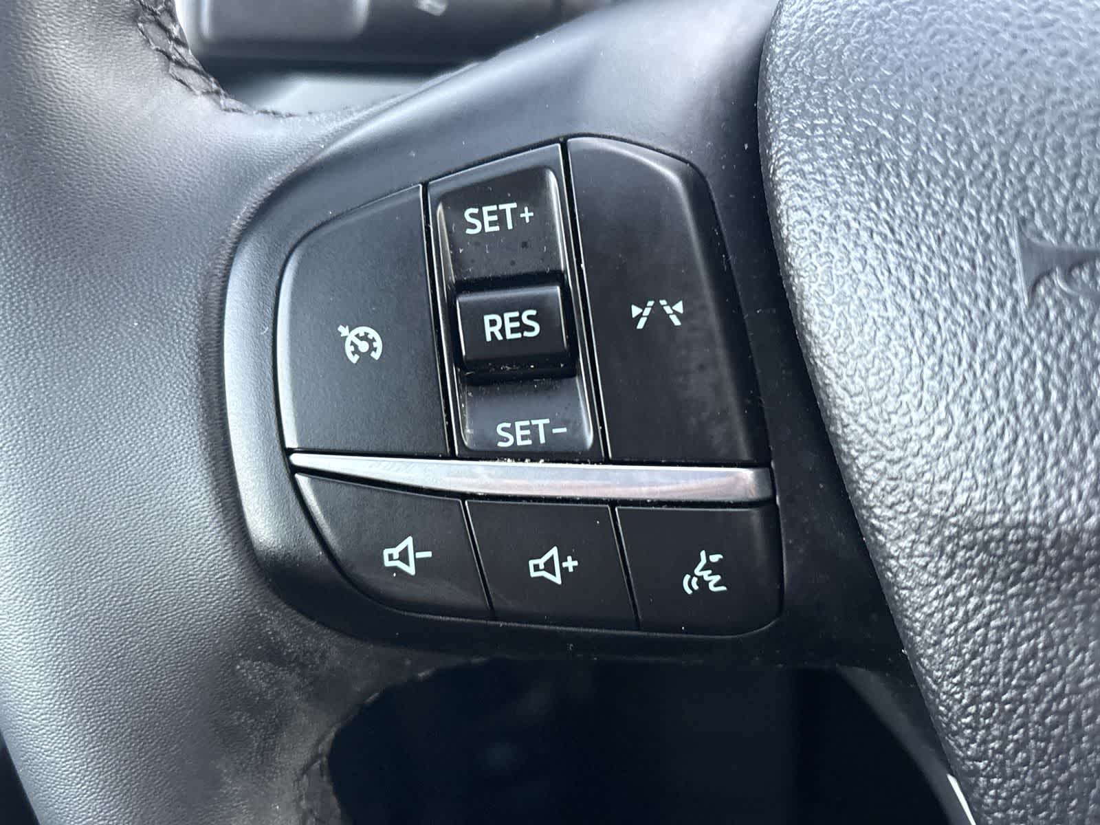 Thumbnail: 2023 Ford Escape - 30