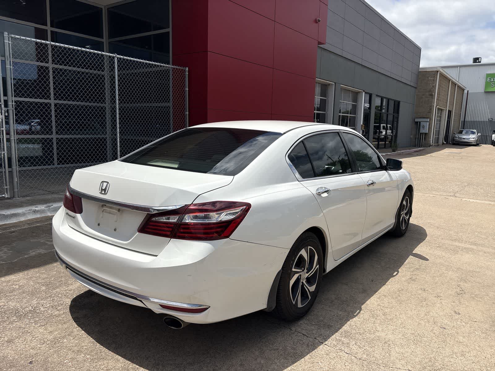Thumbnail: 2017 Honda Accord - 5