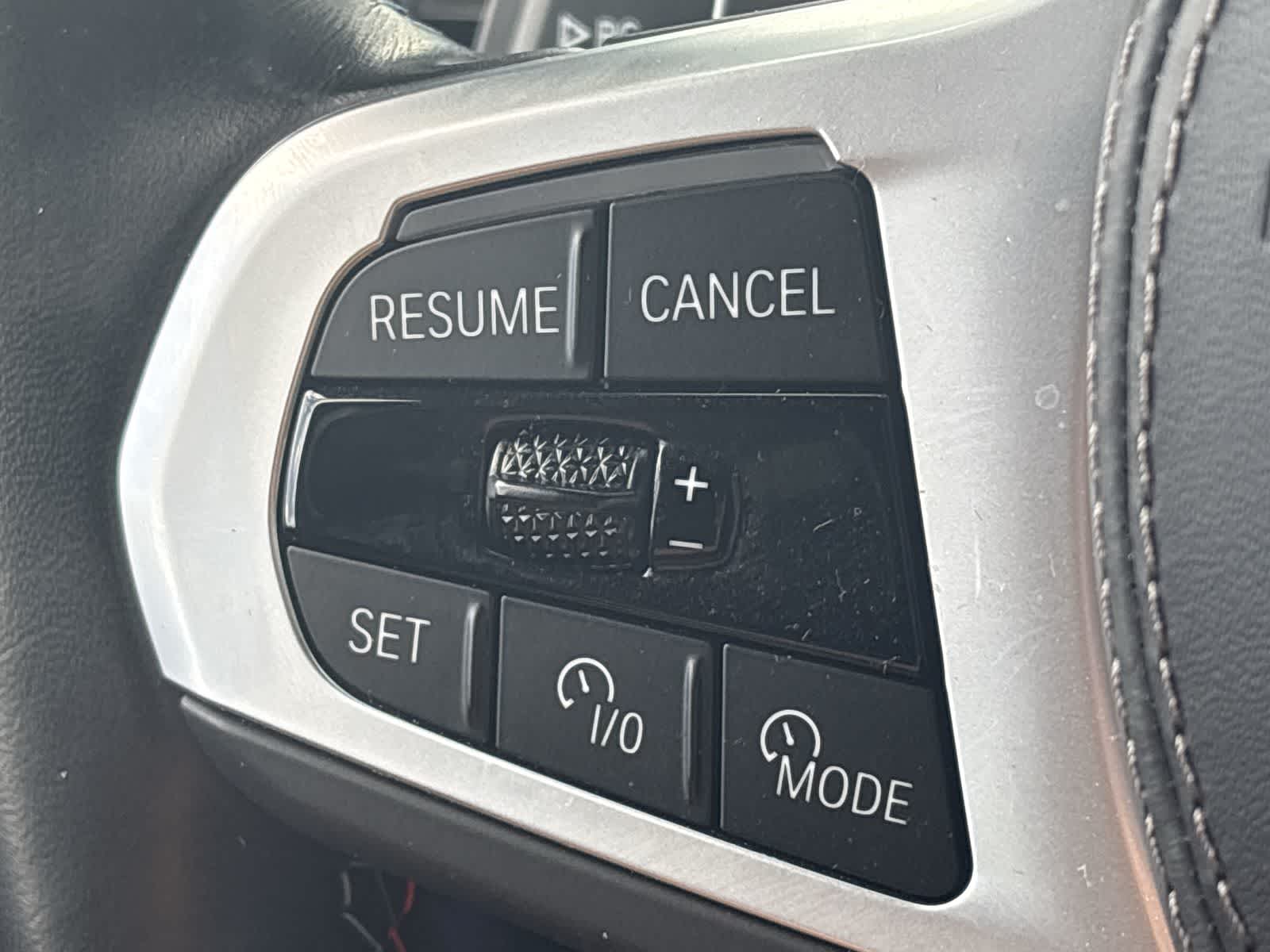 Thumbnail: 2023 BMW X7 - 21