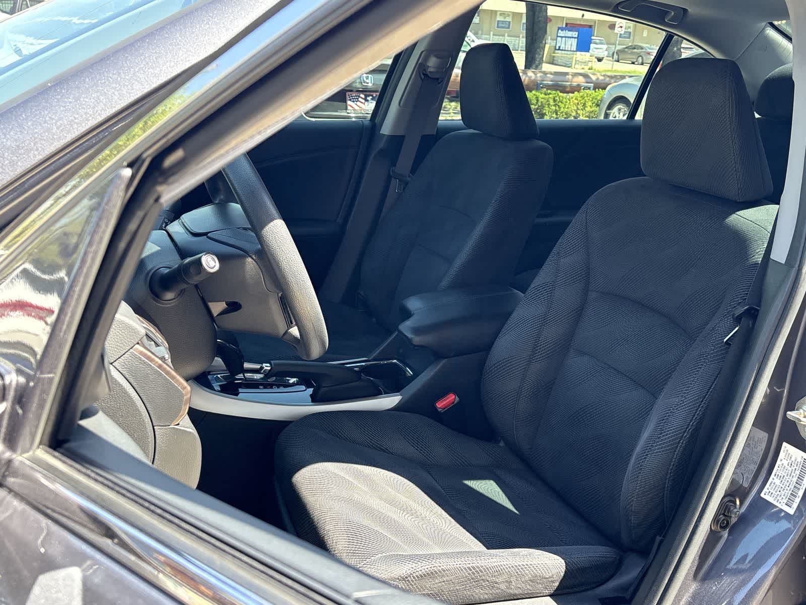 Thumbnail: 2016 Honda Accord - 23