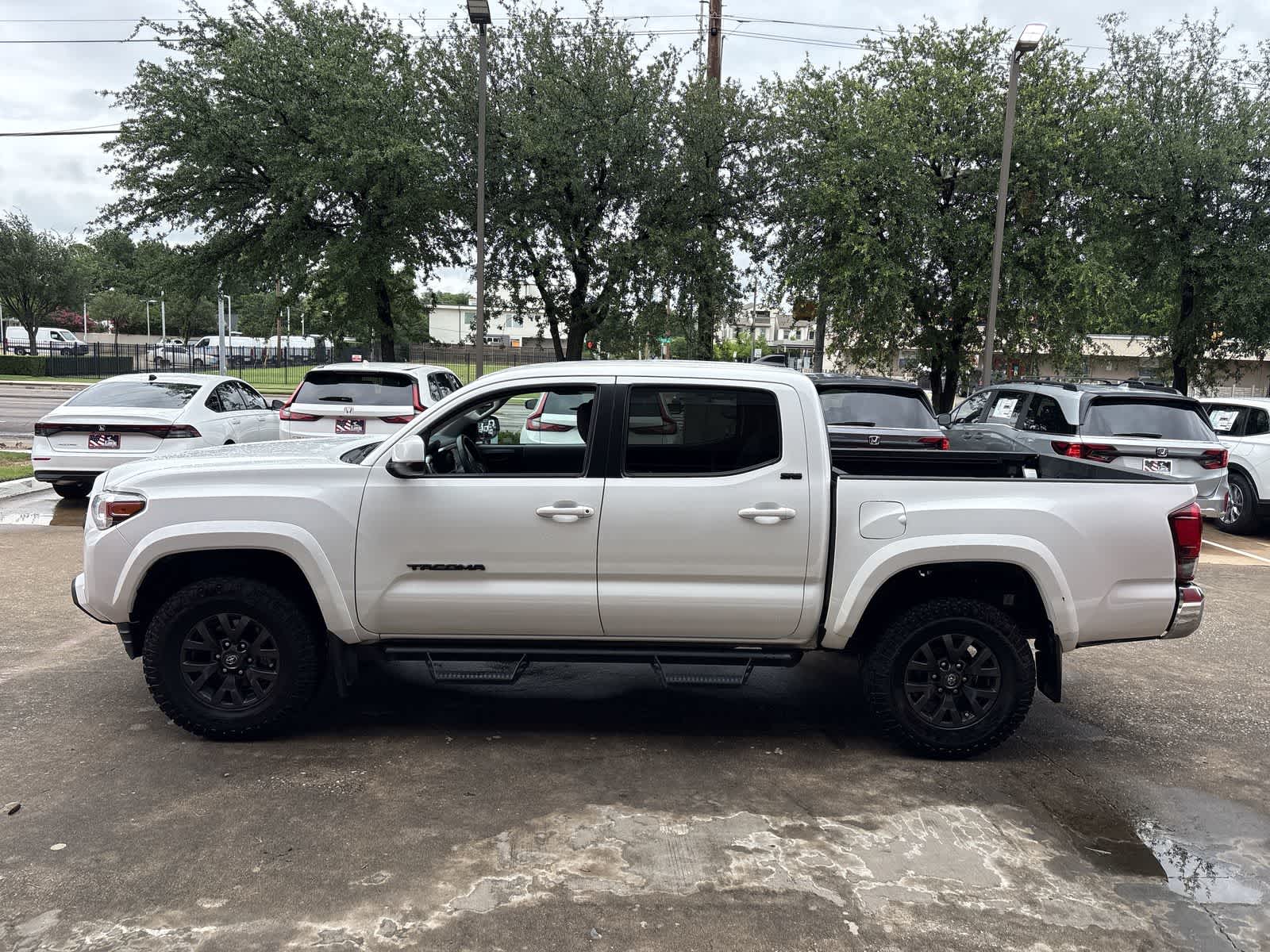 2023 Toyota Tacoma SR5 3
