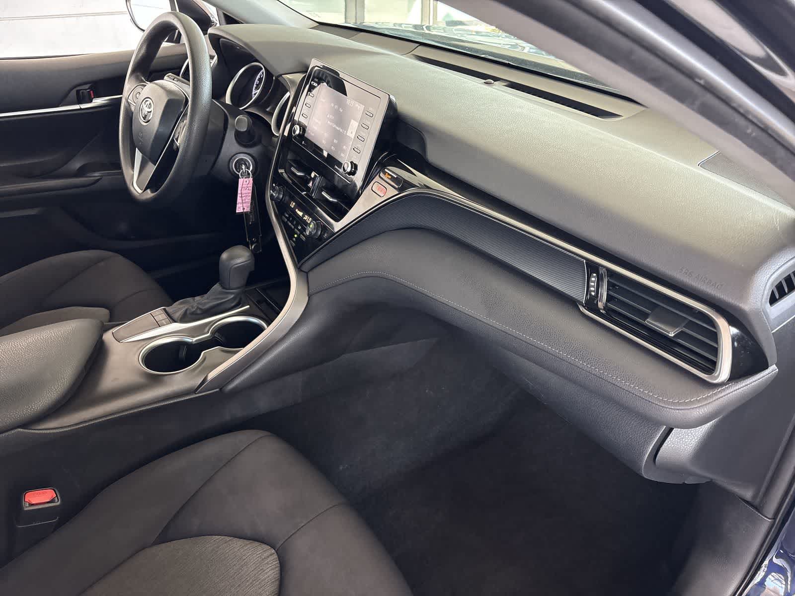 Thumbnail: 2022 Toyota Camry - 21