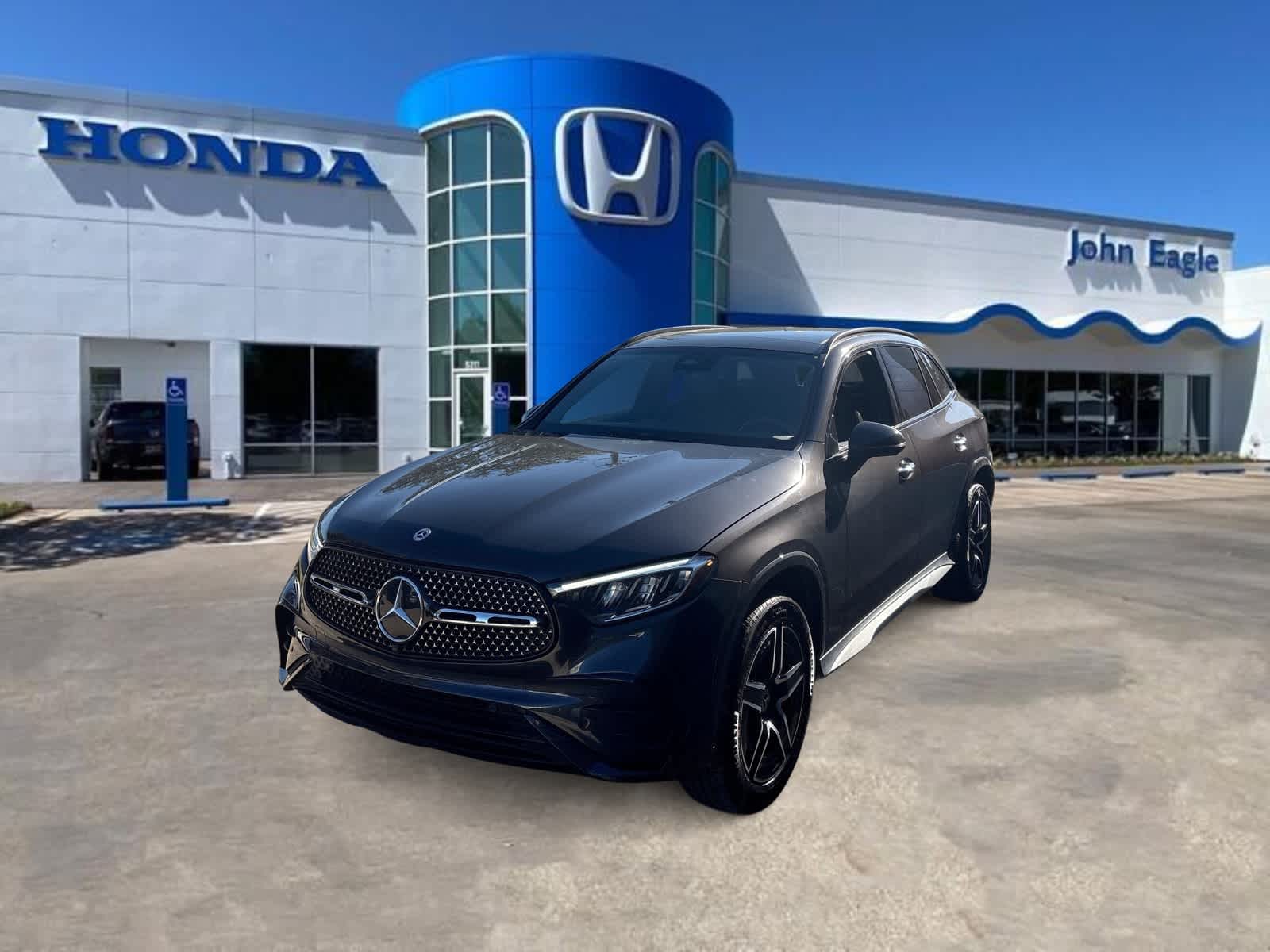 Thumbnail: 2025 Mercedes-Benz GLC - 1