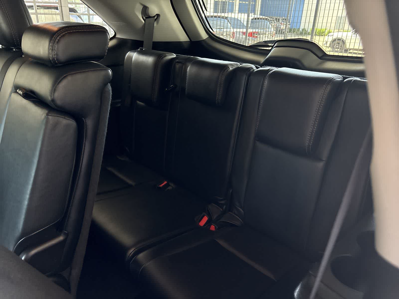 Thumbnail: 2017 Toyota Highlander - 34