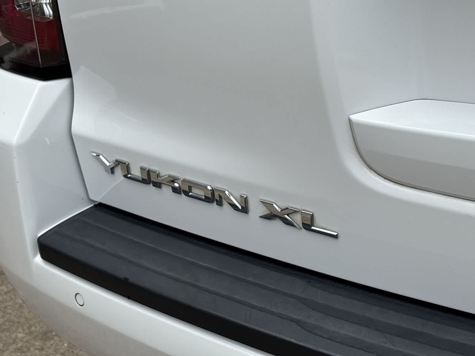 Thumbnail: 2018 GMC Yukon XL - 7