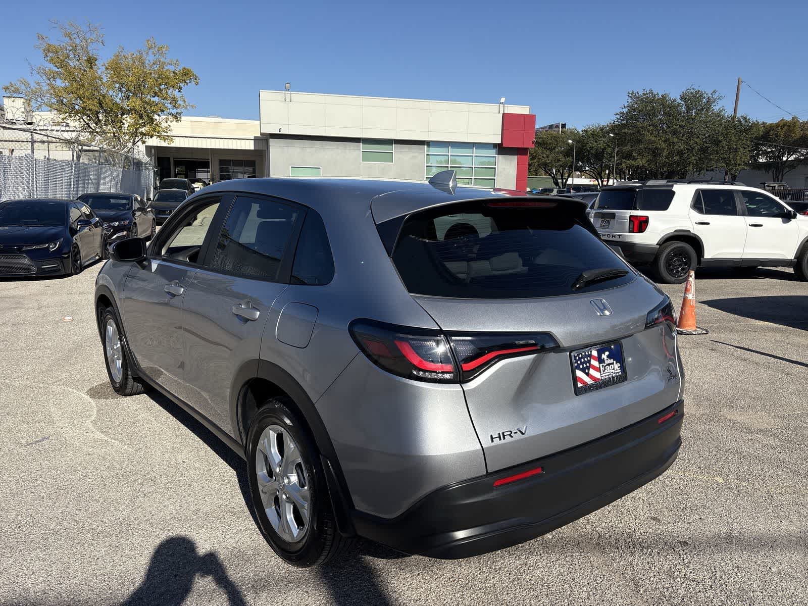 2023 Honda HR-V LX 2WD photo 4