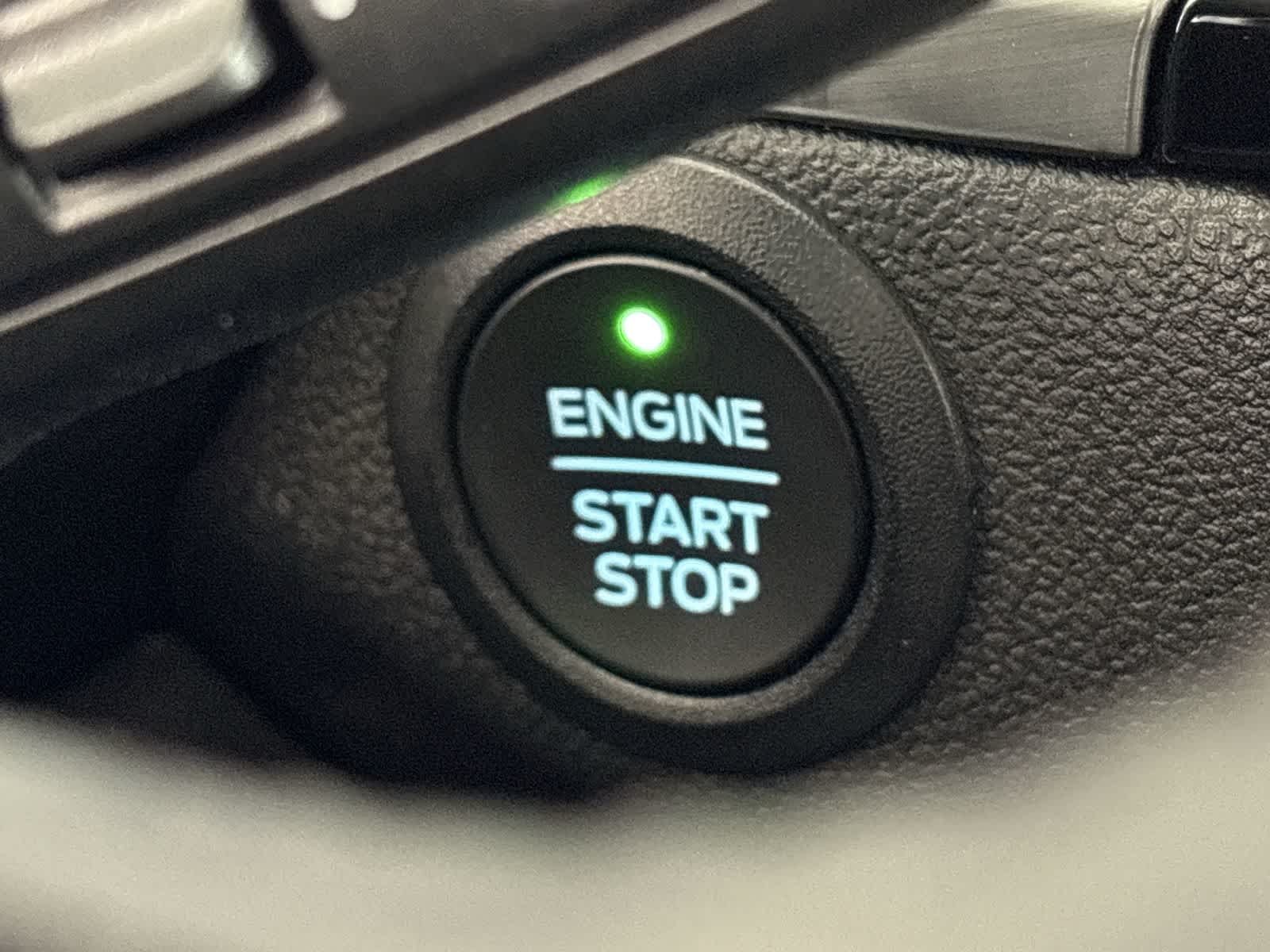 Thumbnail: 2021 Ford Escape - 26