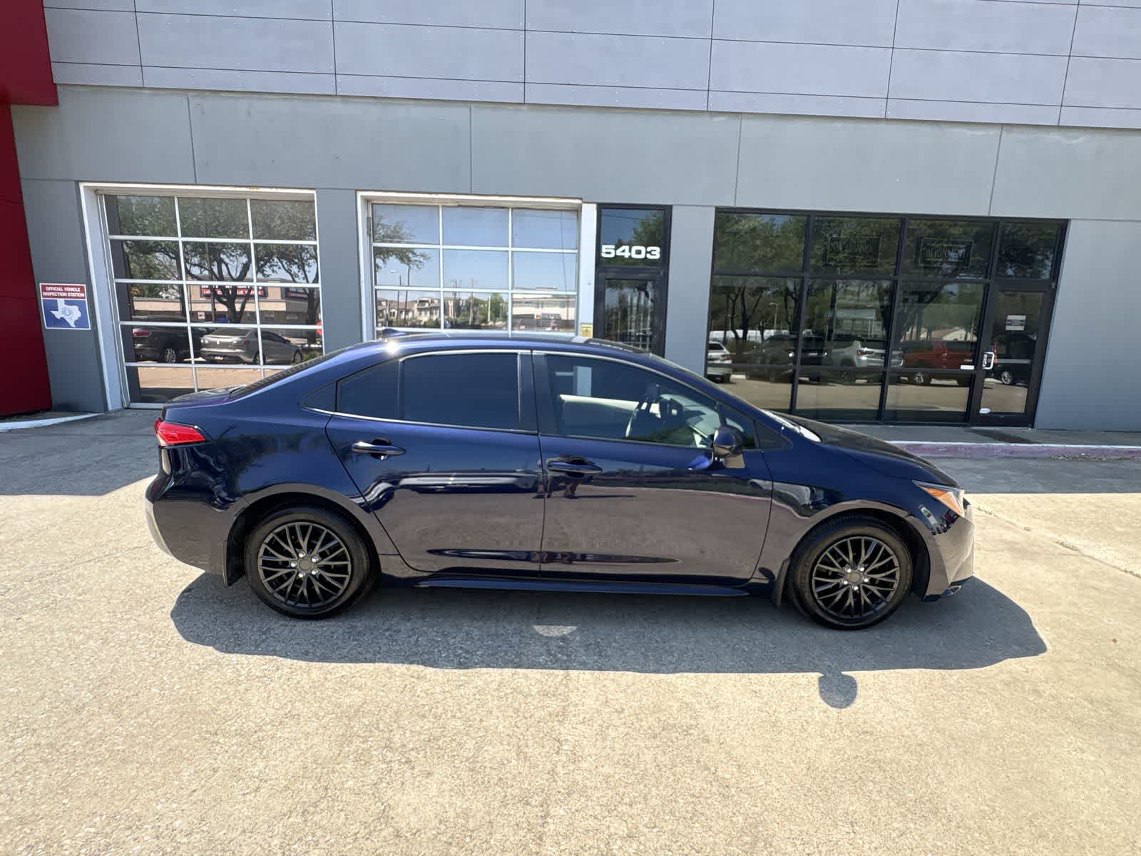 Thumbnail: 2025 Toyota Corolla - 15