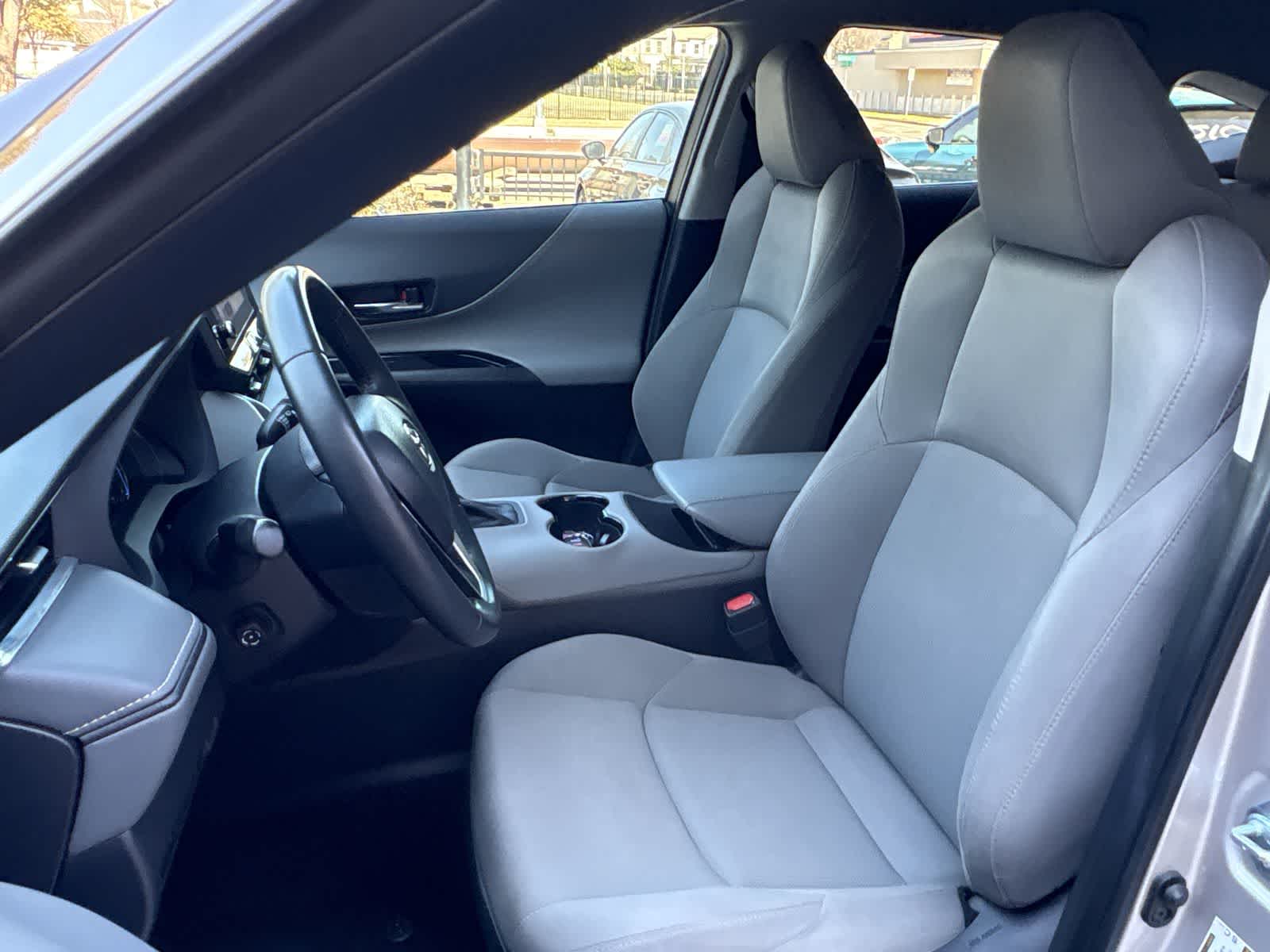 Thumbnail: 2023 Toyota Venza - 22