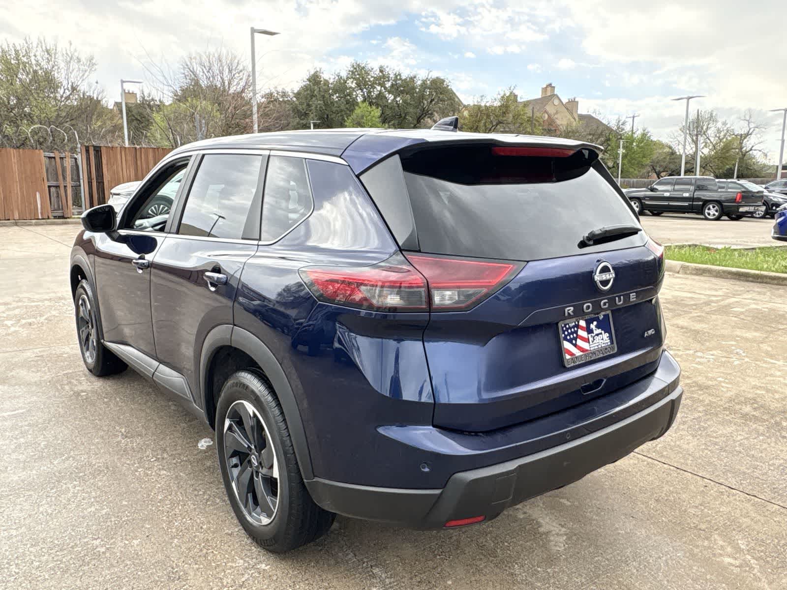 Thumbnail: 2025 Nissan Rogue - 12