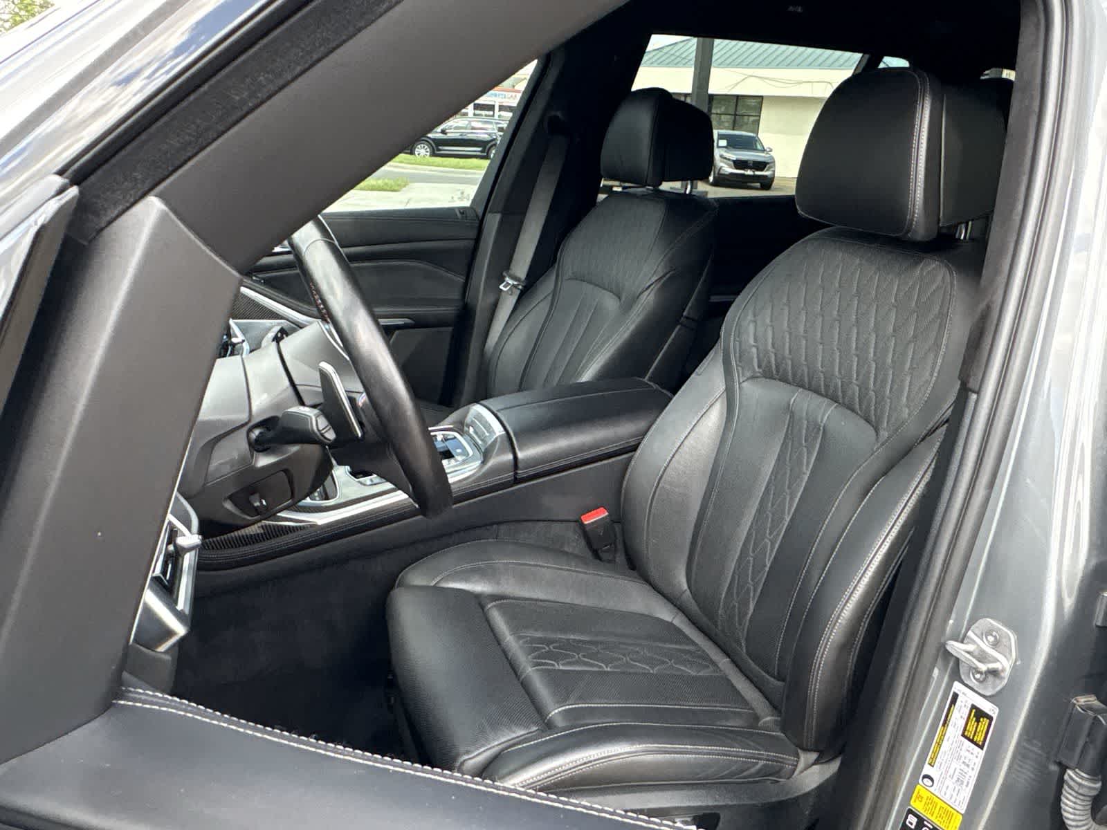 Thumbnail: 2023 BMW X7 - 13