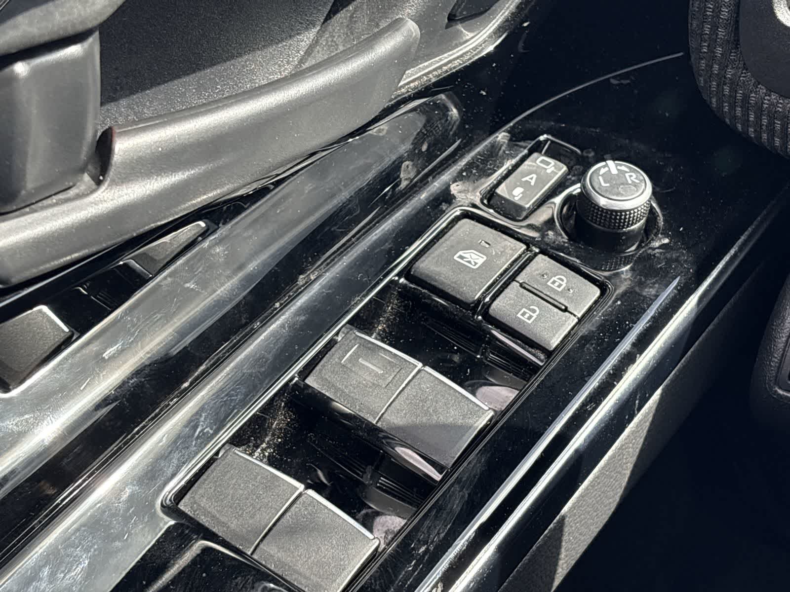 Thumbnail: 2023 Subaru Solterra - 28