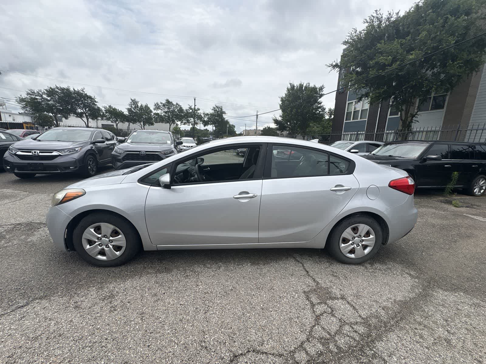 Thumbnail: 2016 Kia Forte - 2