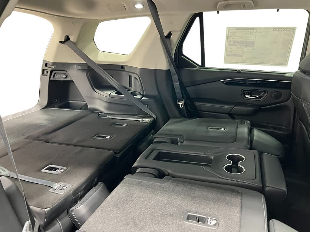 Thumbnail: 2025 Honda Pilot - 36