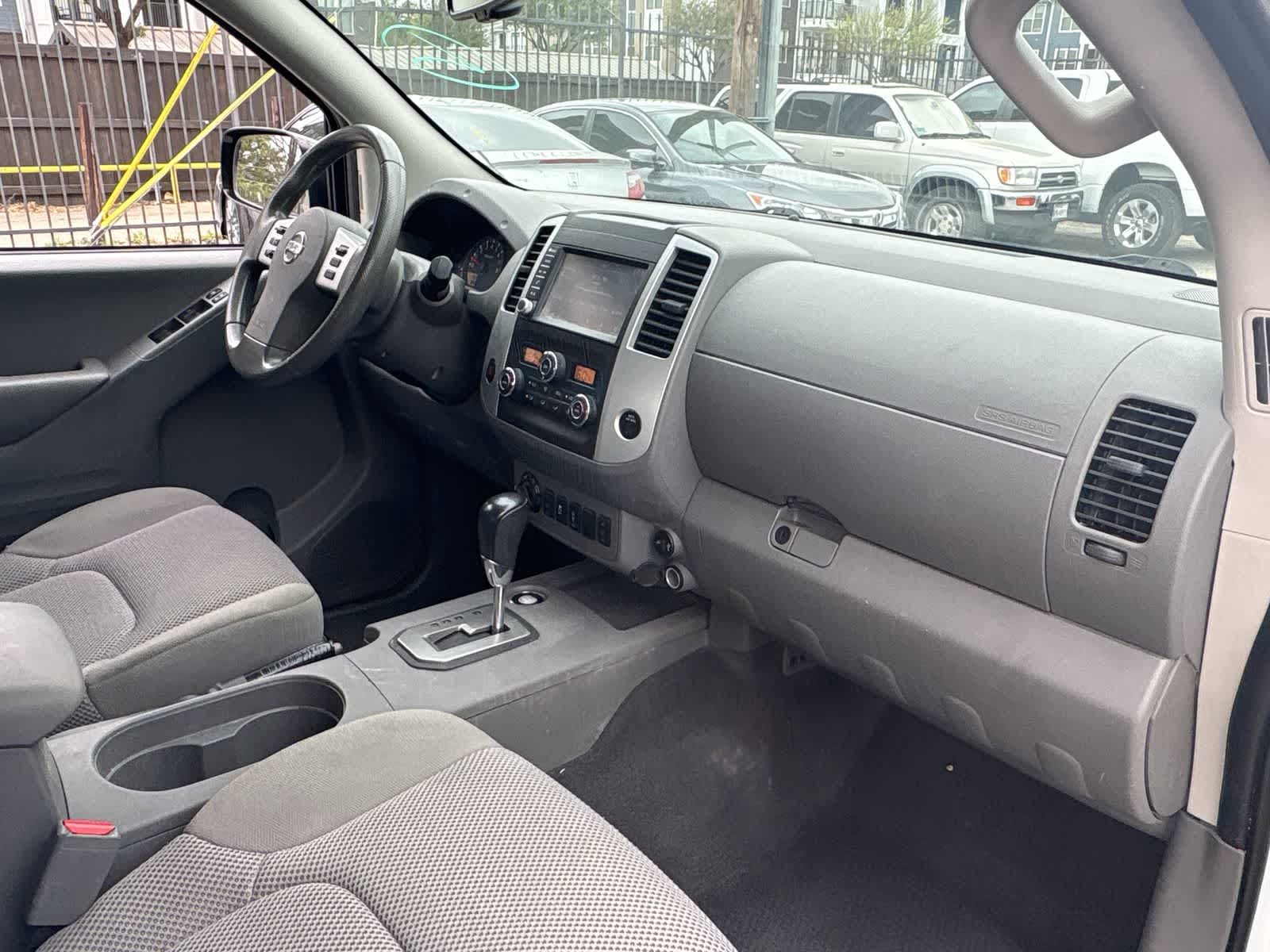 Thumbnail: 2020 Nissan Frontier - 18