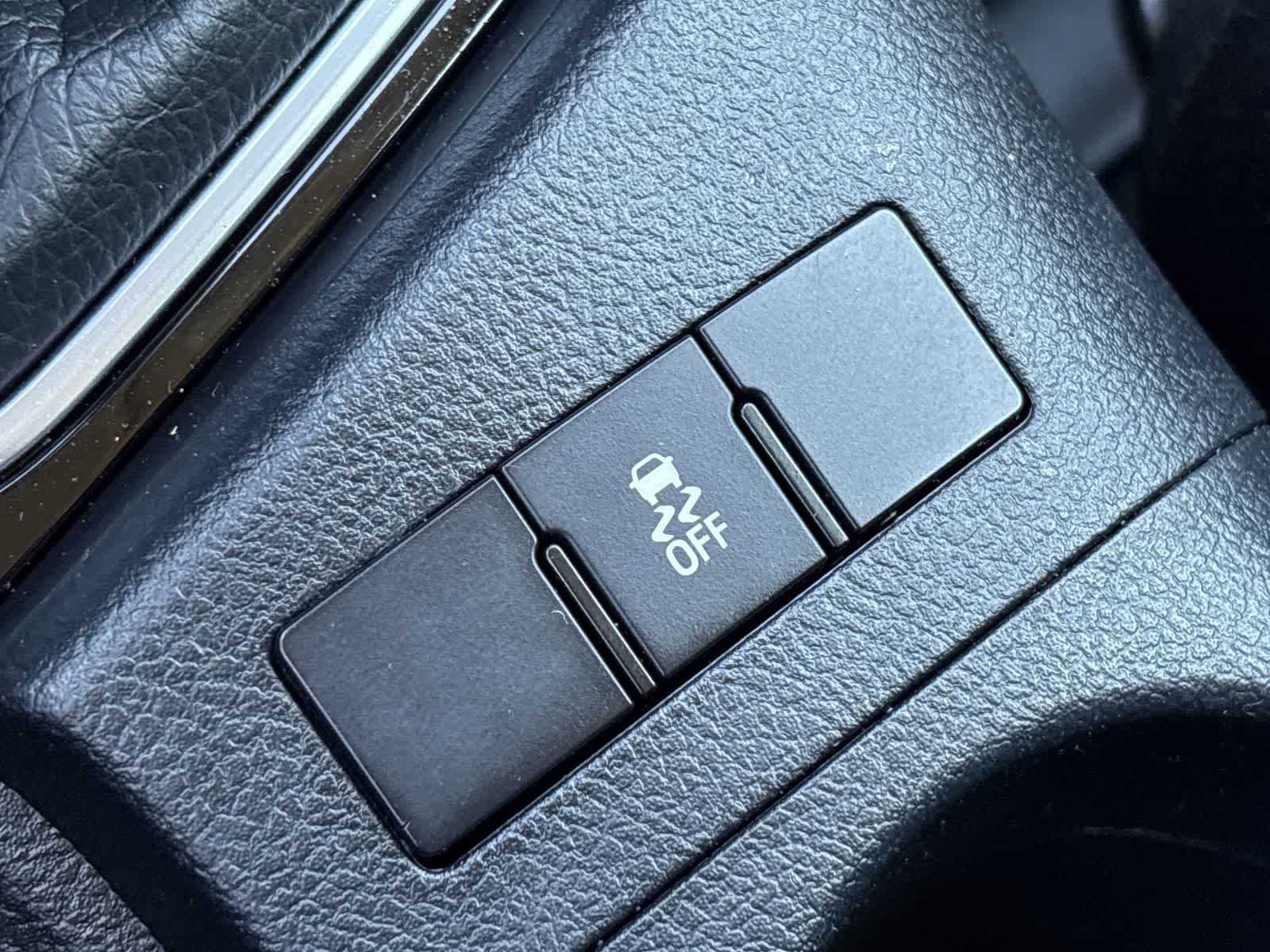 Thumbnail: 2017 Toyota Corolla iM - 32