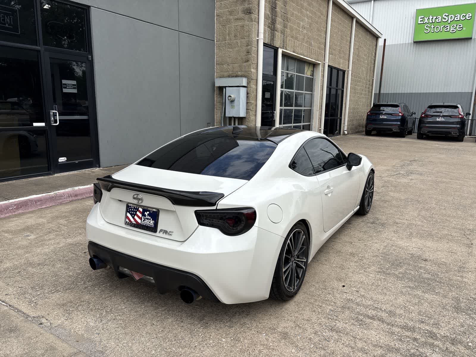 2016 Scion FR-S  33