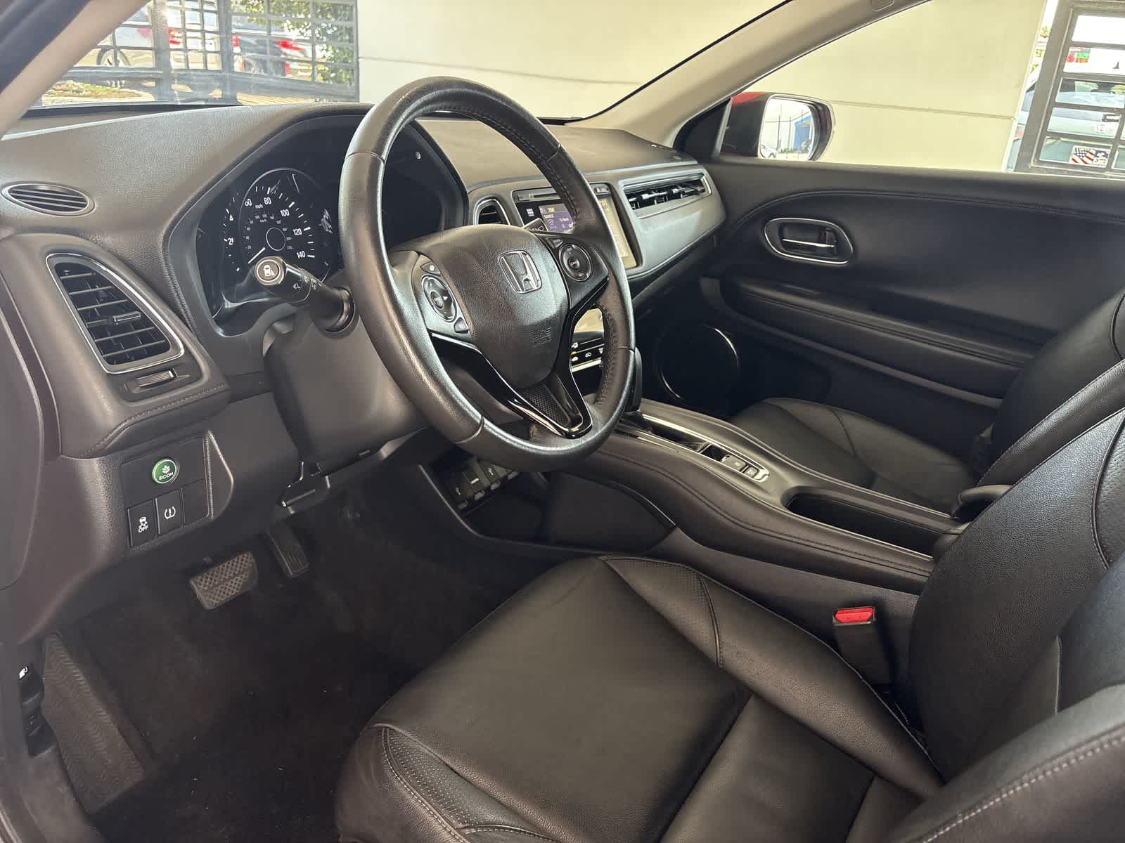 2018 Honda HR-V EX-L photo 2