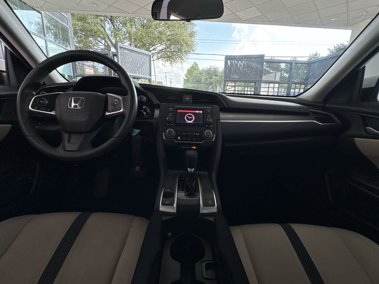Thumbnail: 2016 Honda Civic - 9