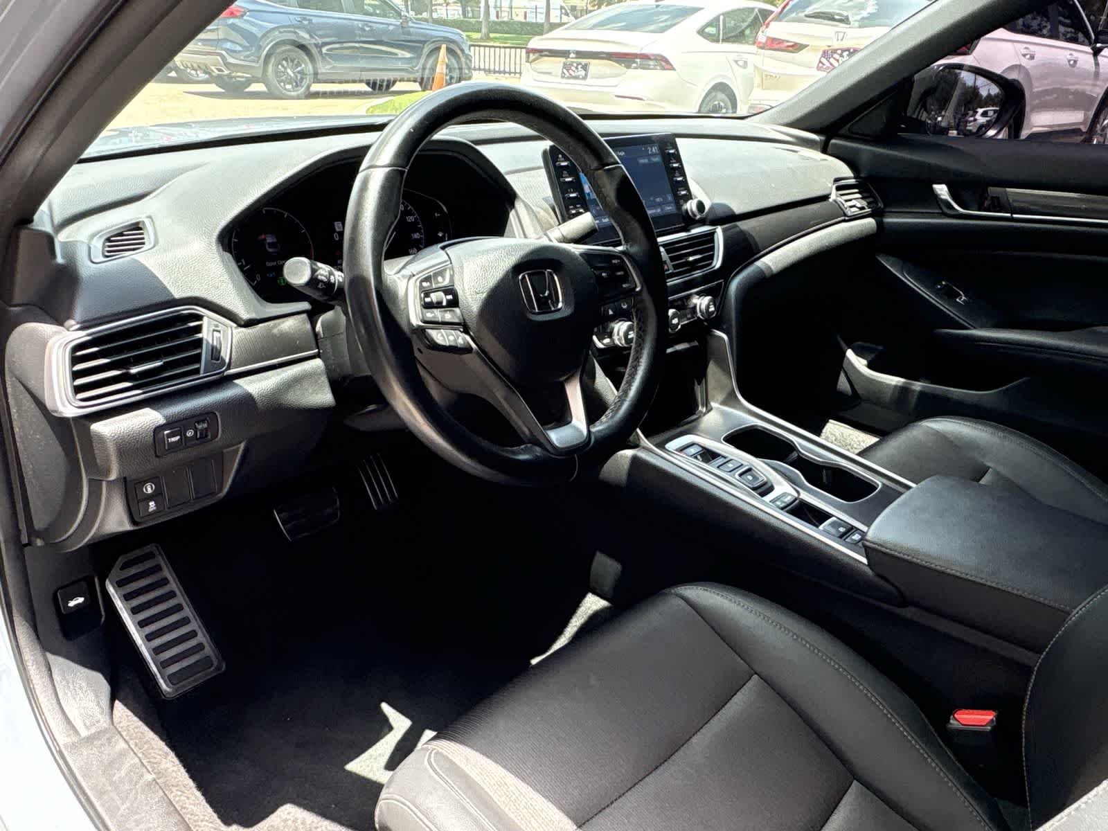 2022 Honda Accord Sport 2