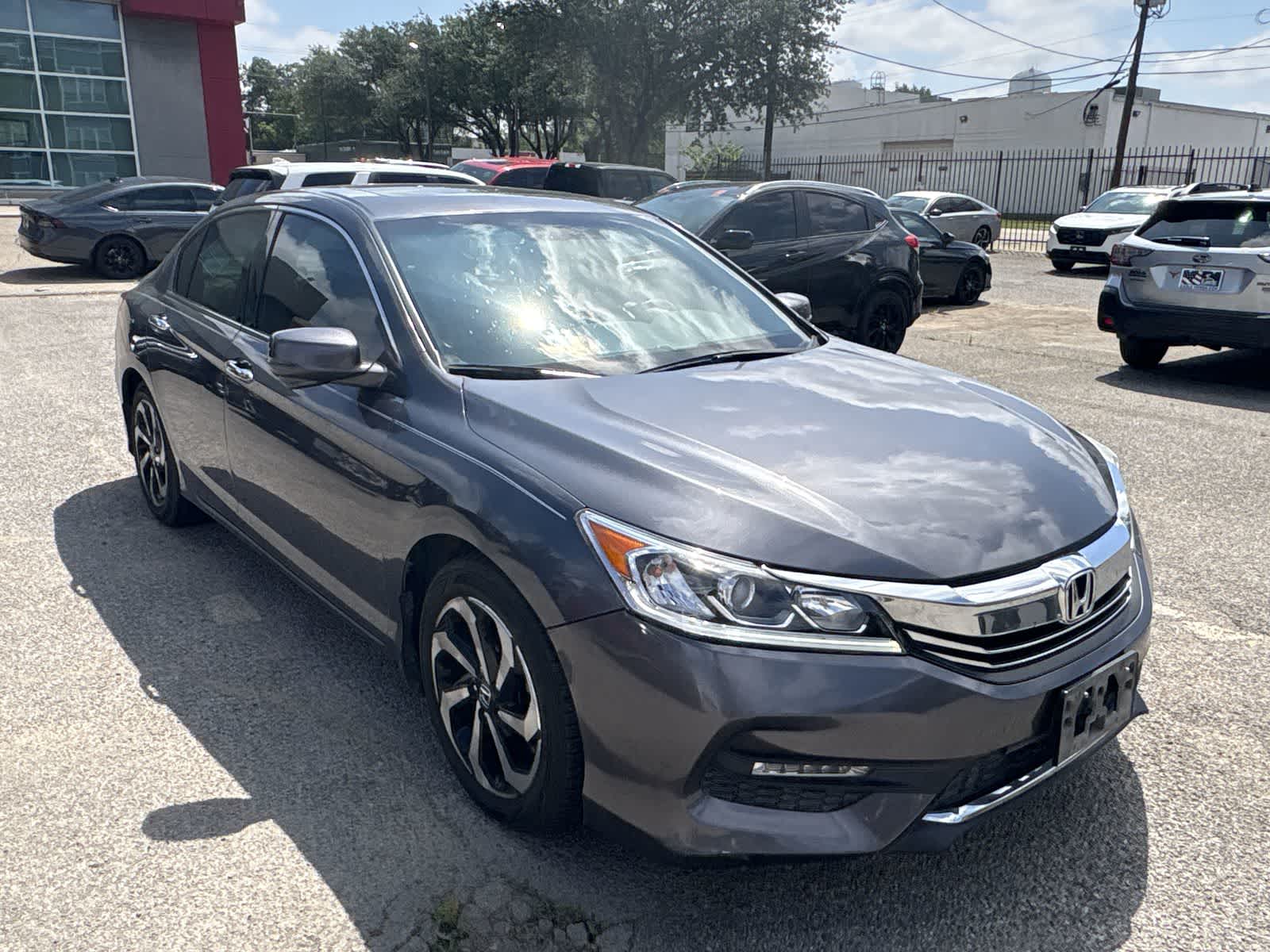 Thumbnail: 2016 Honda Accord - 9