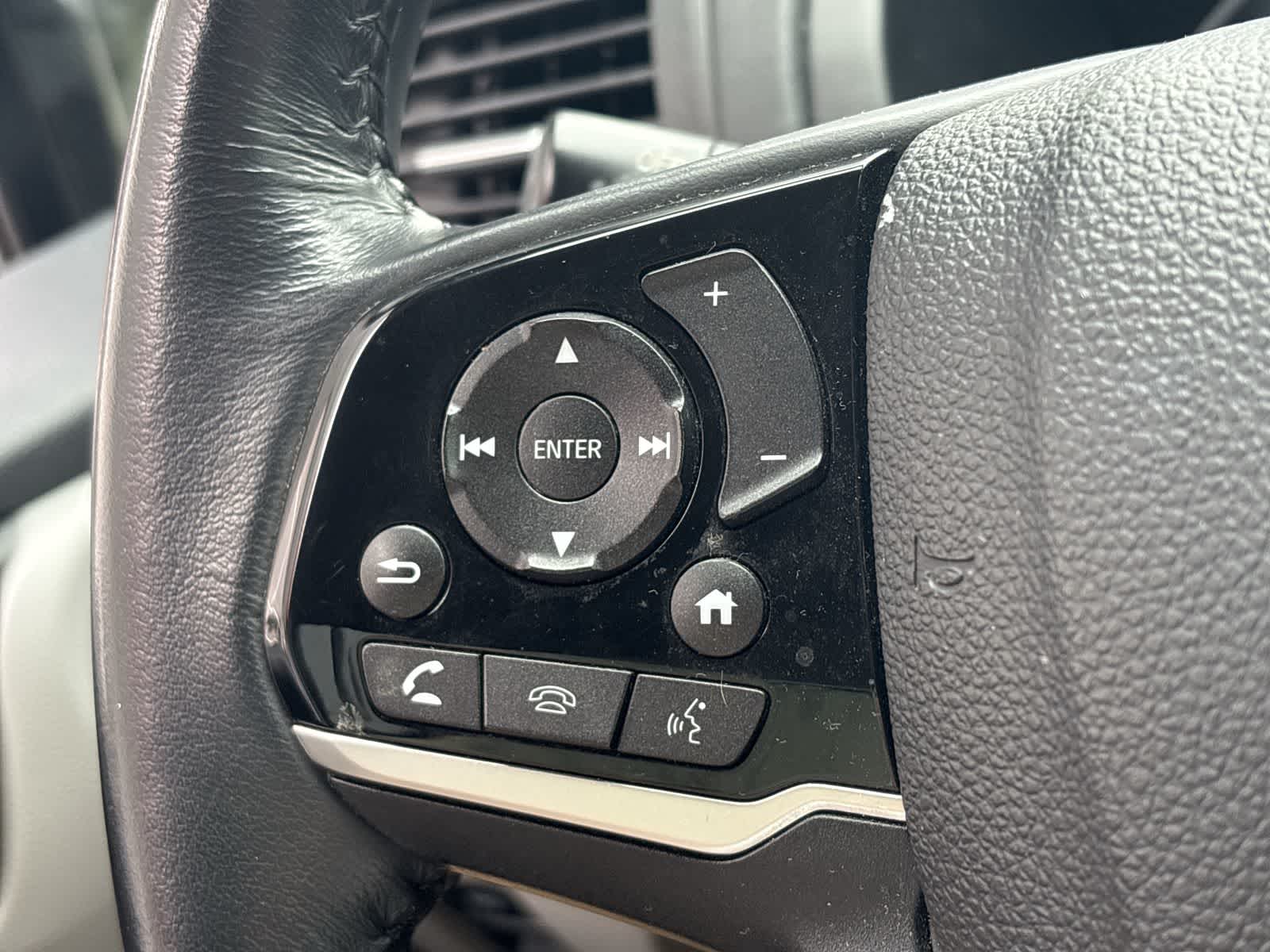 Thumbnail: 2019 Honda Odyssey - 17