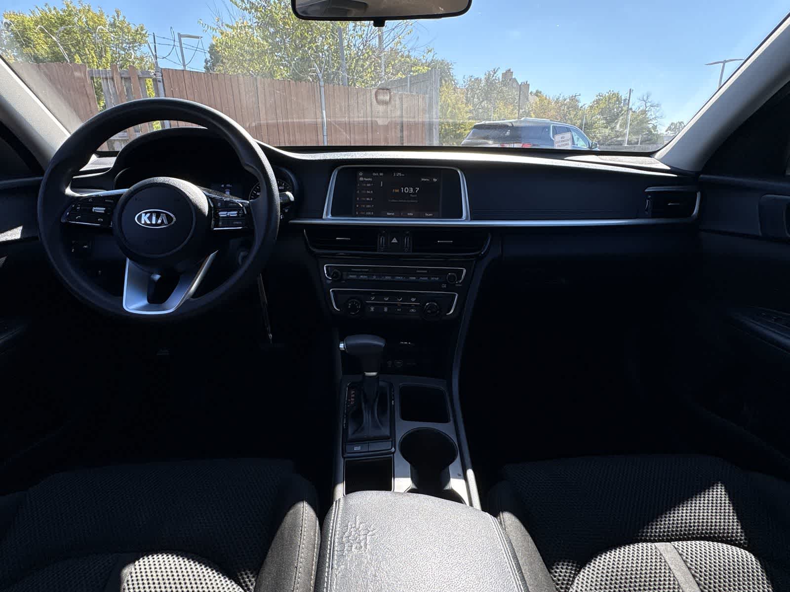 Thumbnail: 2020 Kia Optima - 9