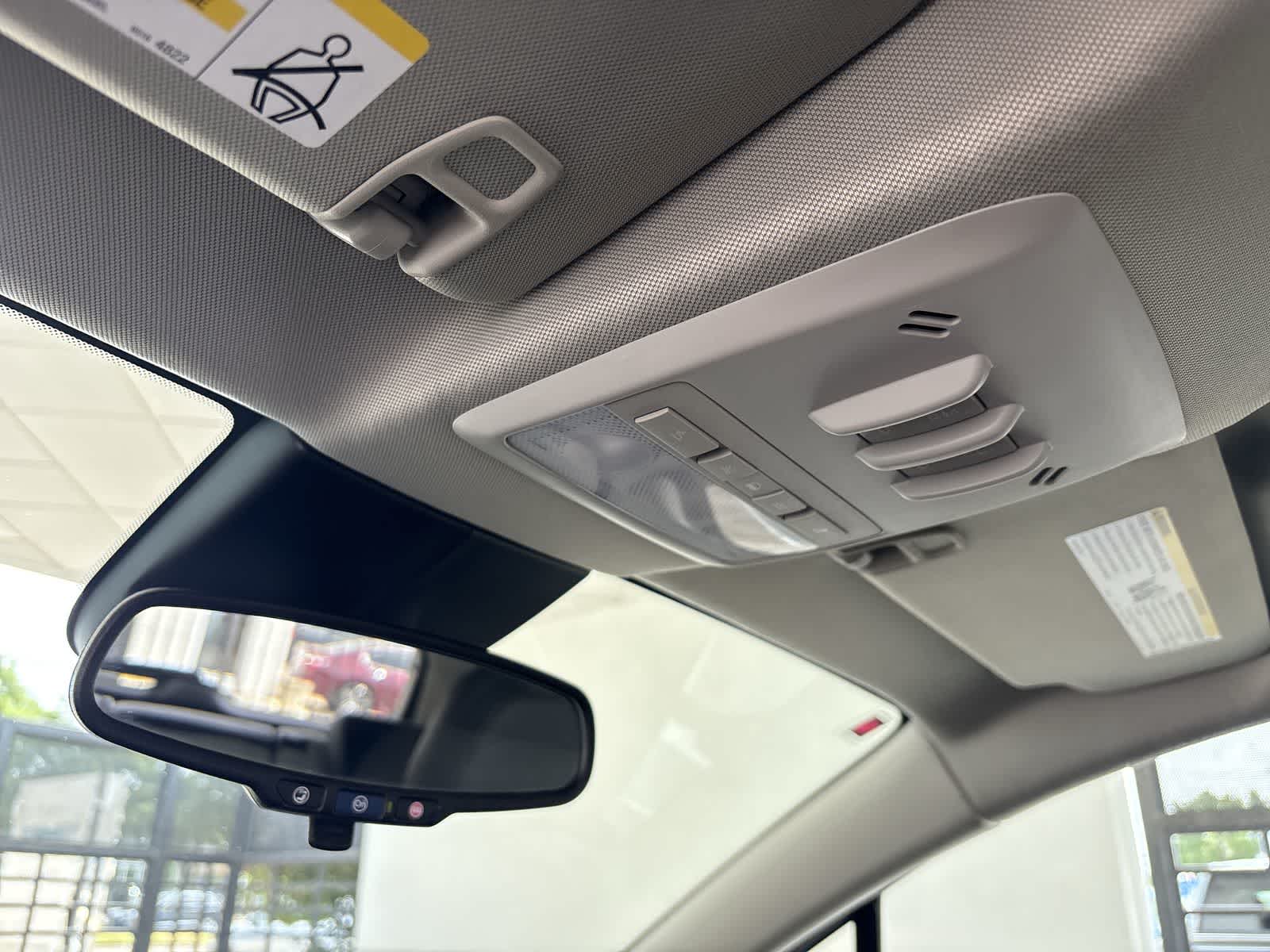 Thumbnail: 2021 Buick Encore - 32