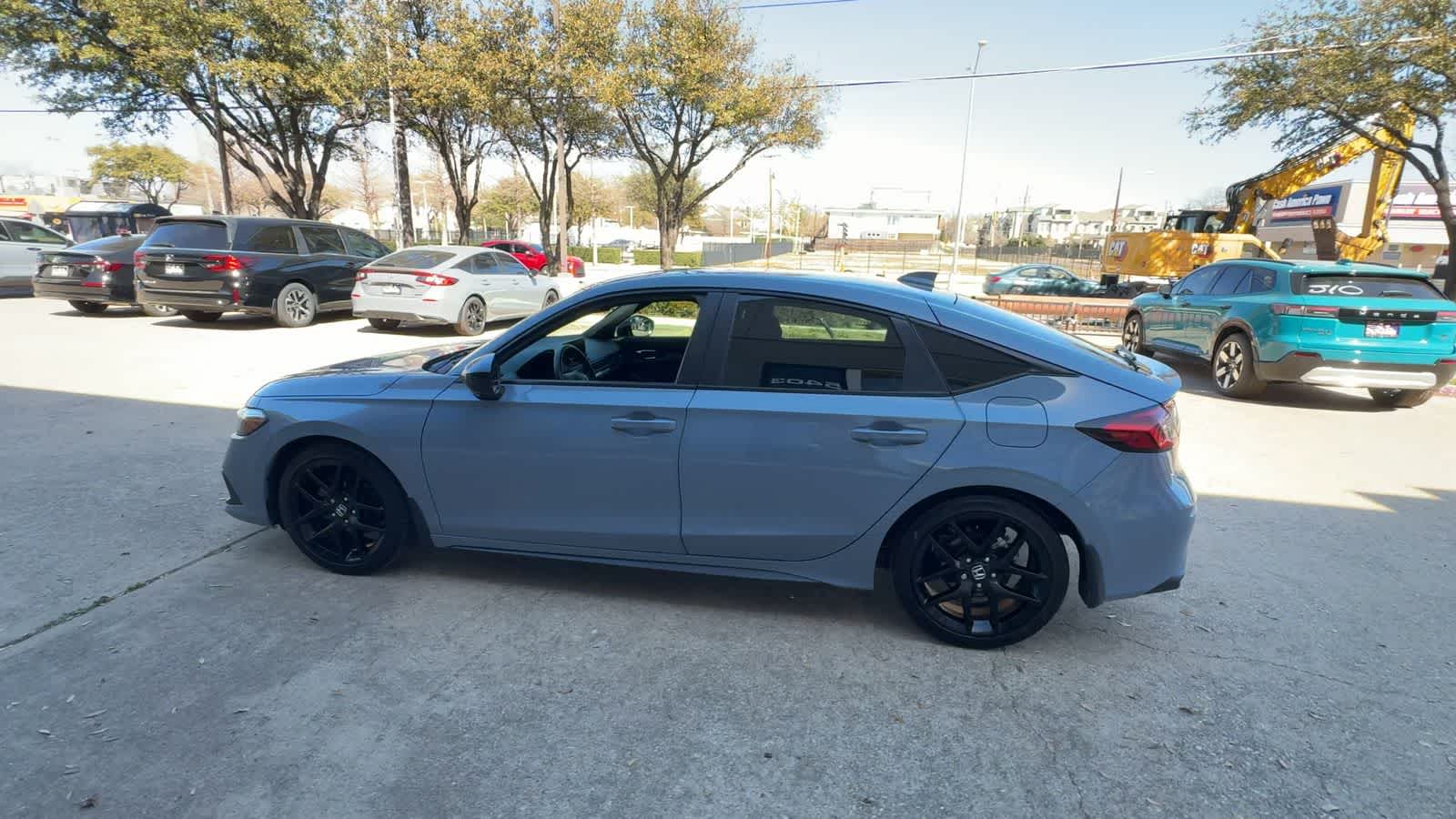 Thumbnail: 2024 Honda Civic - 5