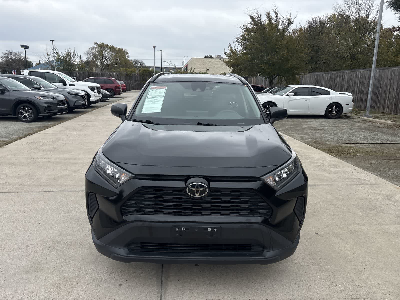 Thumbnail: 2021 Toyota RAV4 - 6