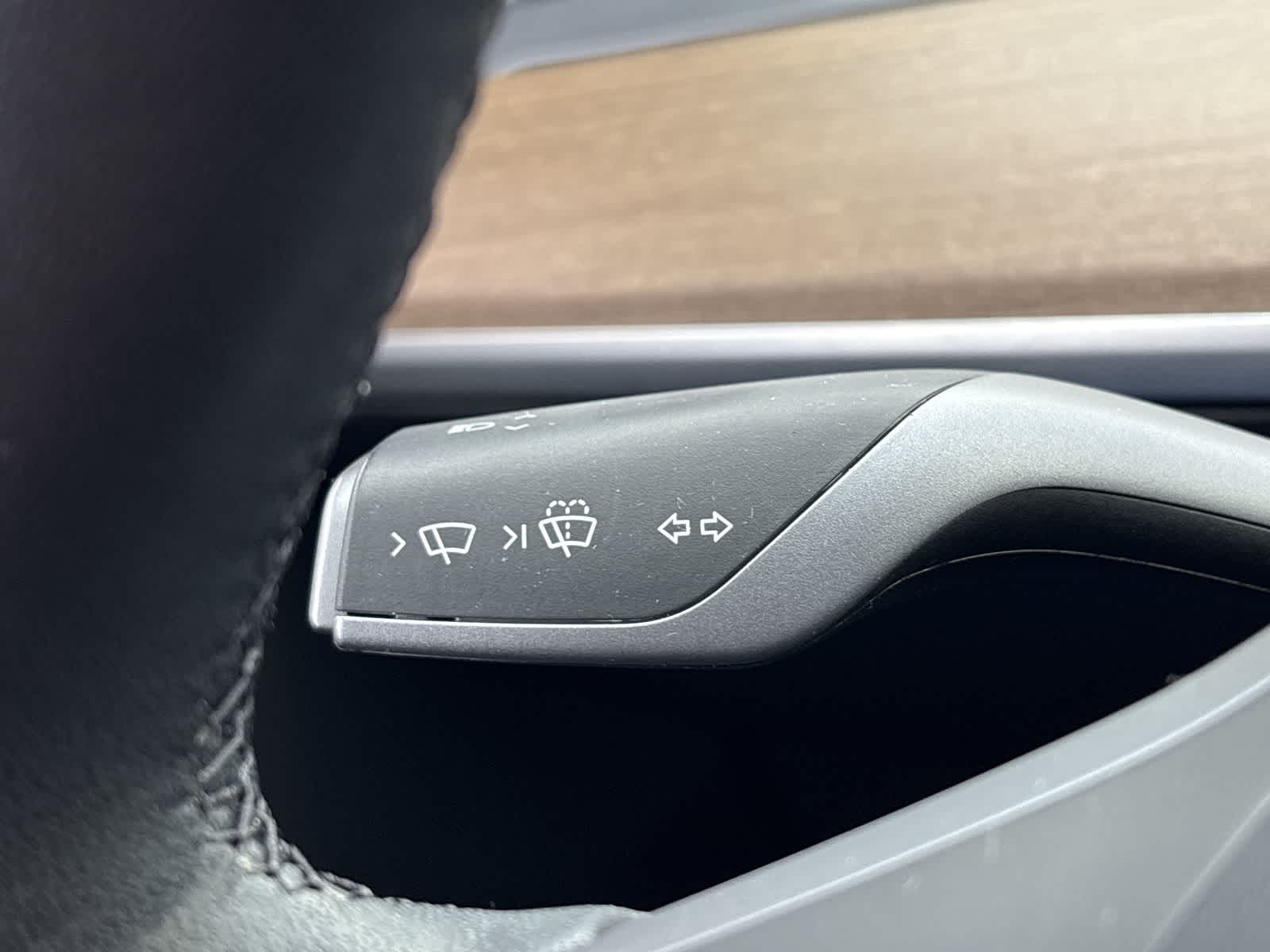 Thumbnail: 2022 Tesla Model 3 - 31